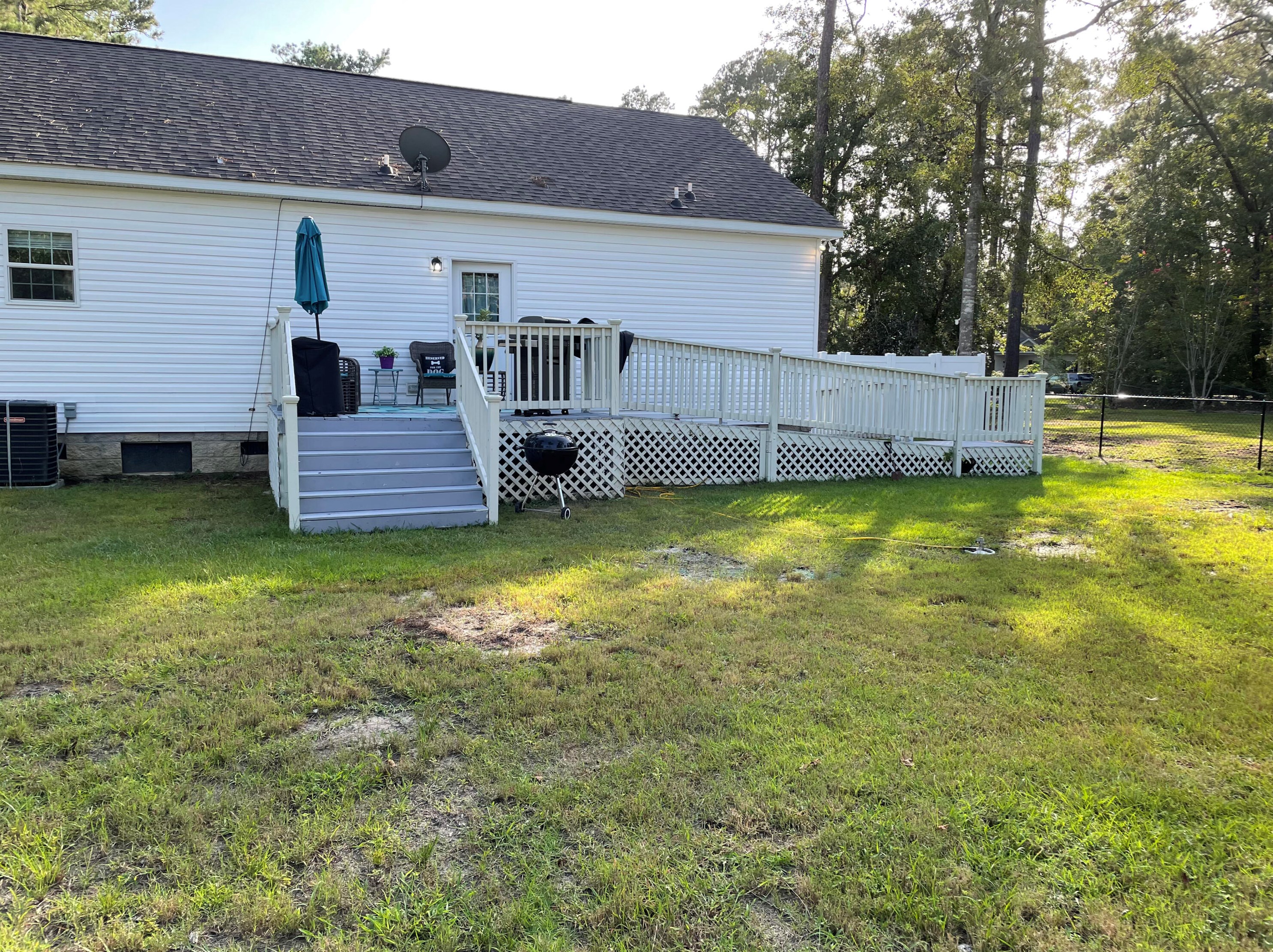 106 Fairview Ave, Walterboro SC  29488-3575 exterior