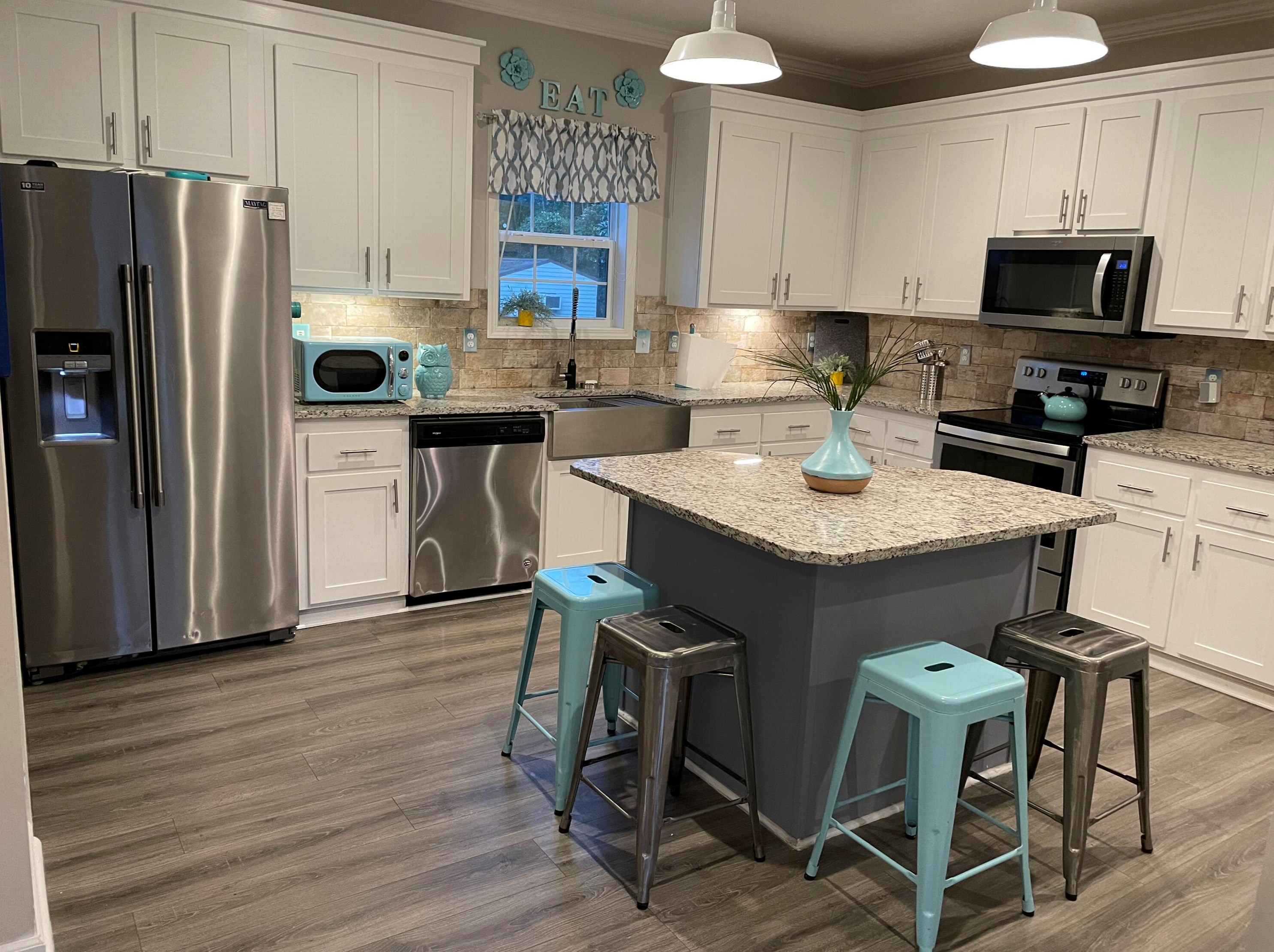 106 Fairview Ave, Walterboro SC  29488-3575 exterior