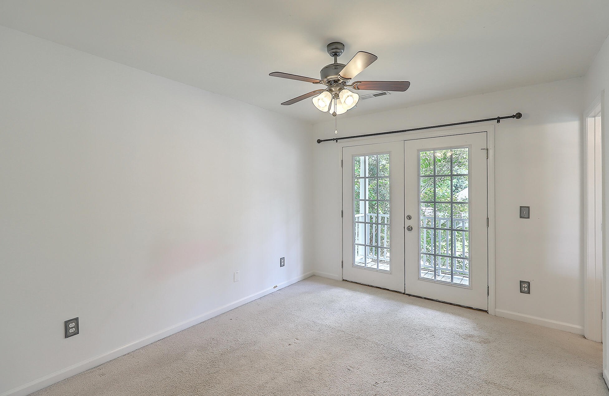 8983 Planters Row Ln, Summerville SC  29485-8968 exterior