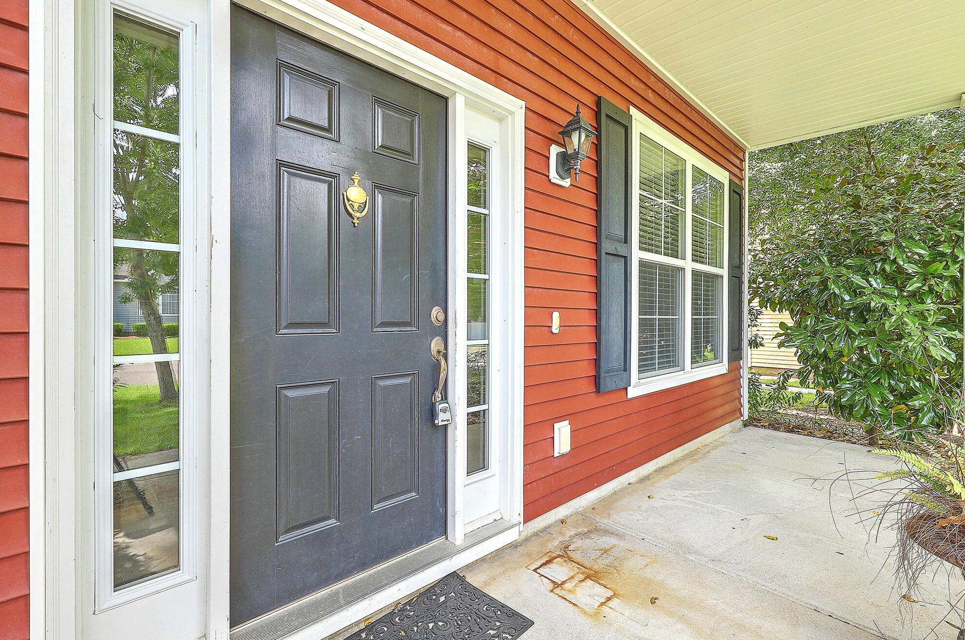 8983 Planters Row Ln, Summerville SC  29485-8968 exterior