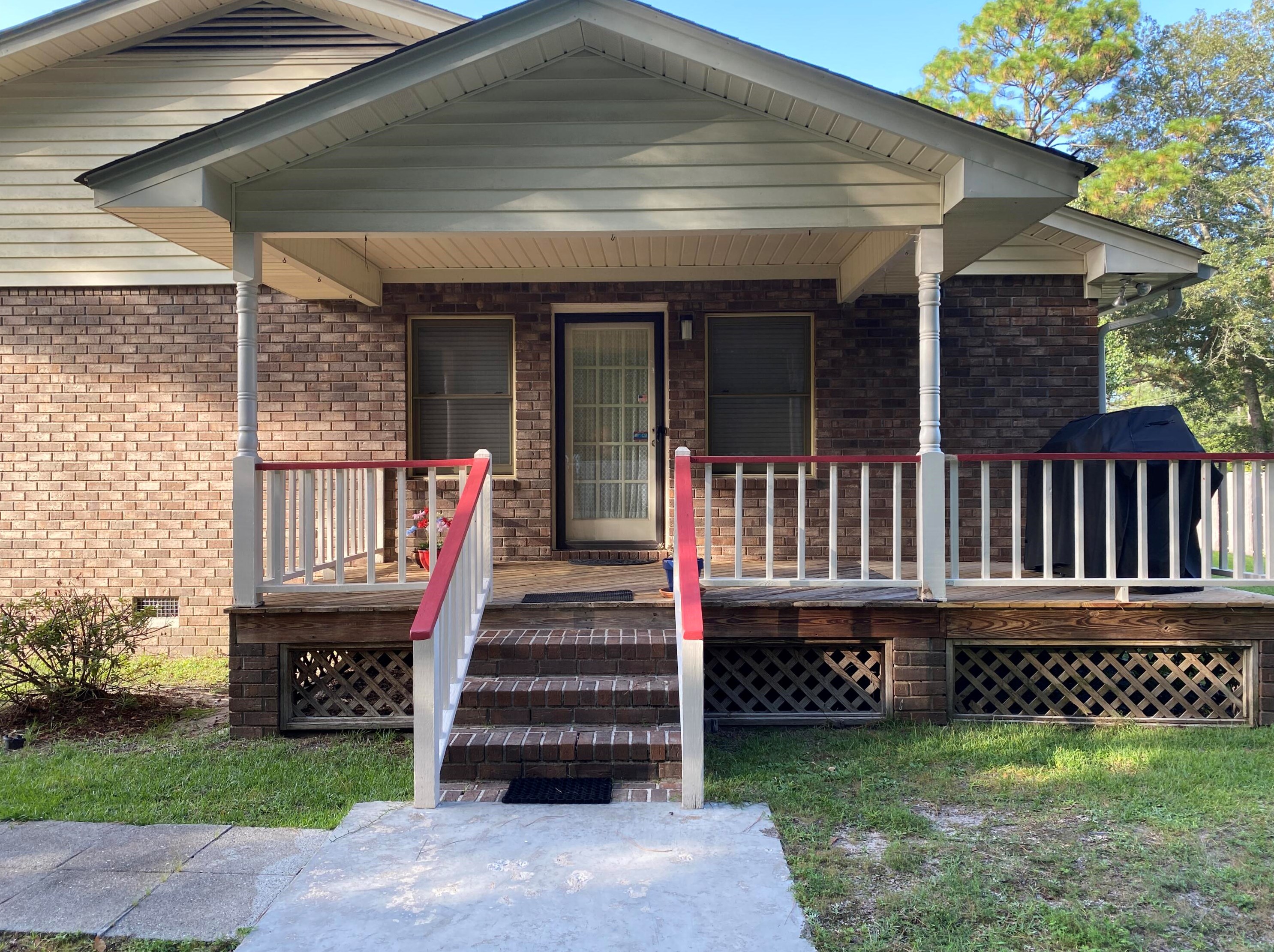 35 Waverly Rd, Walterboro SC  29488-3671 exterior