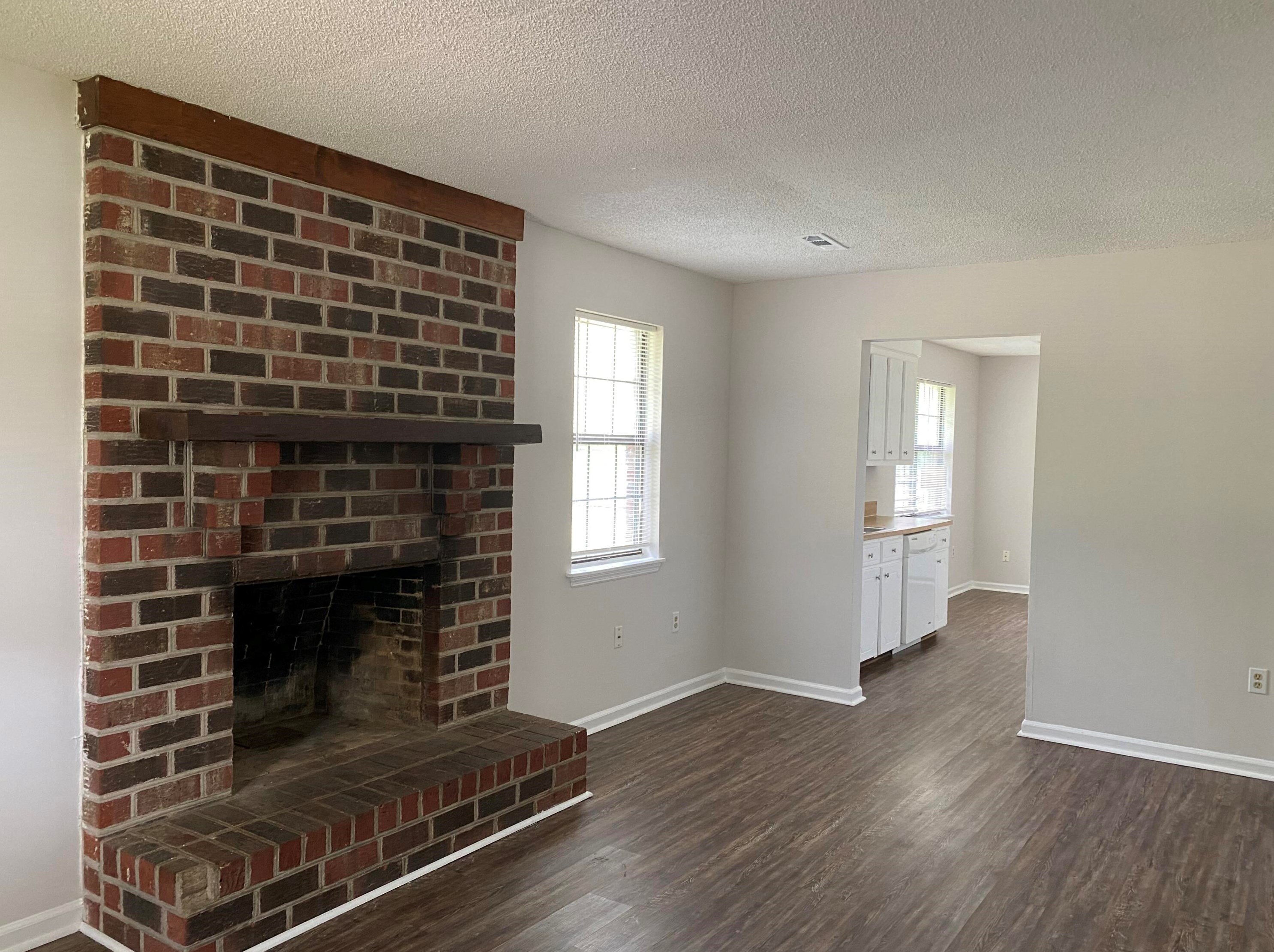 7776 Corley Dr, Charleston SC  29418-3119 exterior