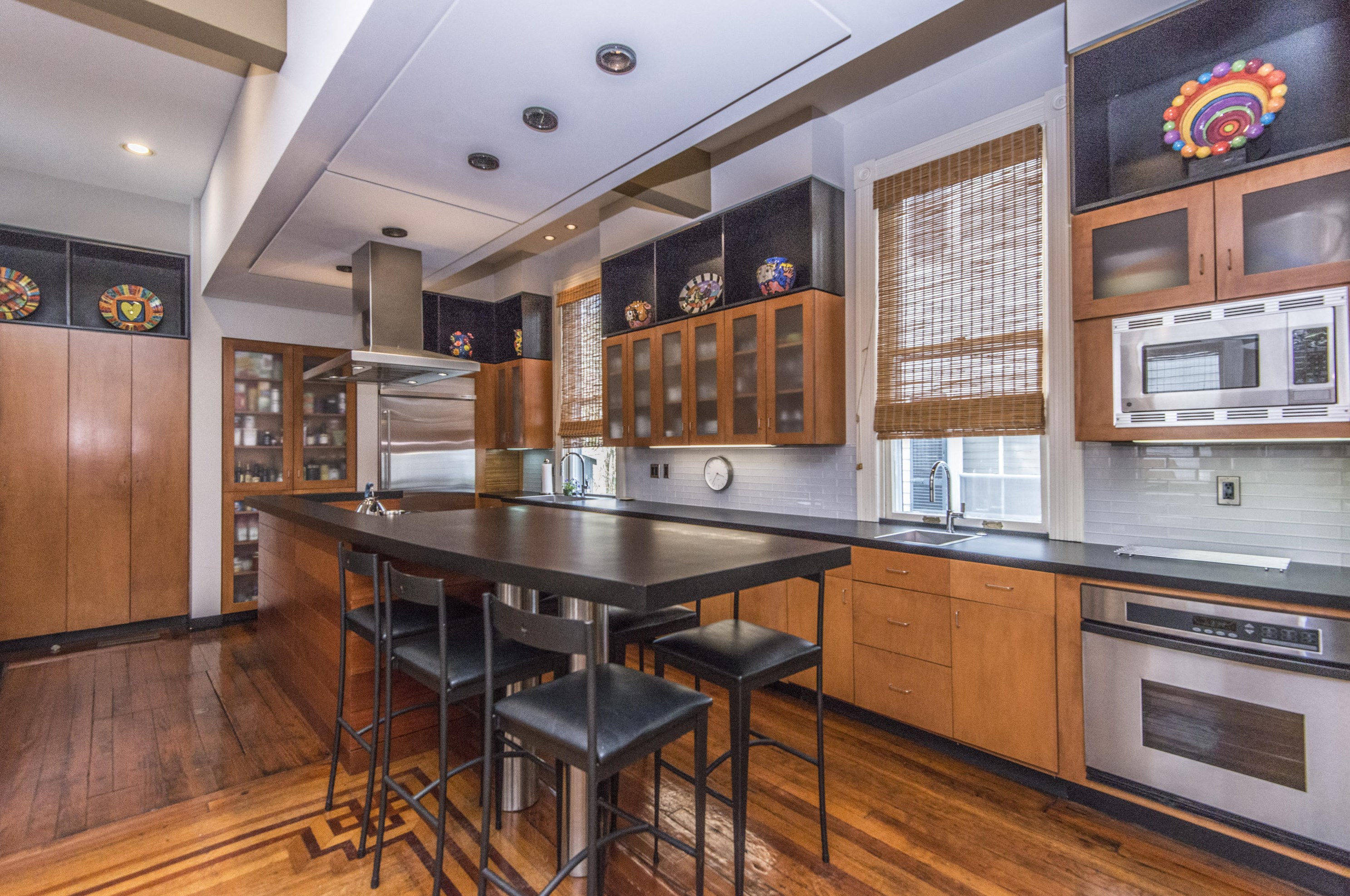 28 Charlotte St, Charleston SC 29403-6613 exterior