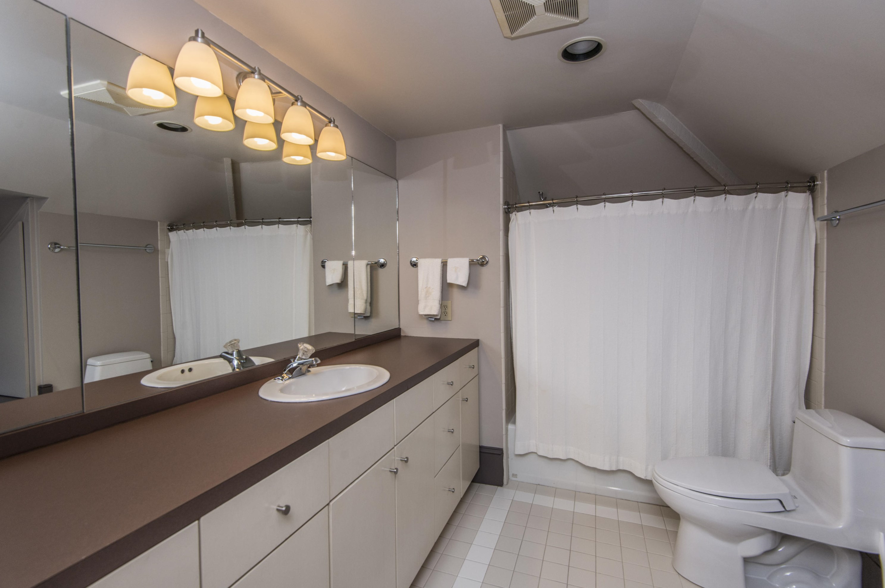 28 Charlotte St, Charleston SC 29403-6613 exterior