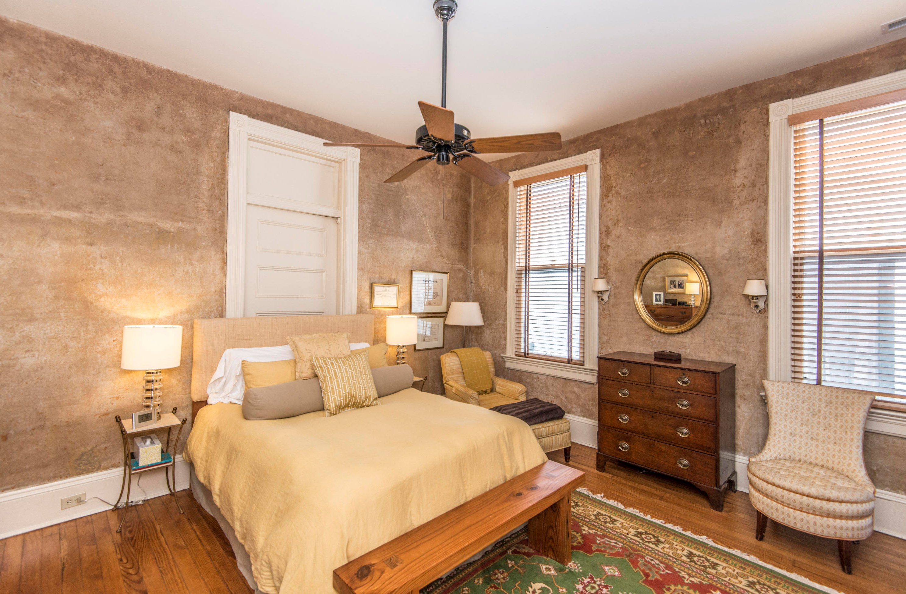 28 Charlotte St, Charleston SC 29403-6613 exterior