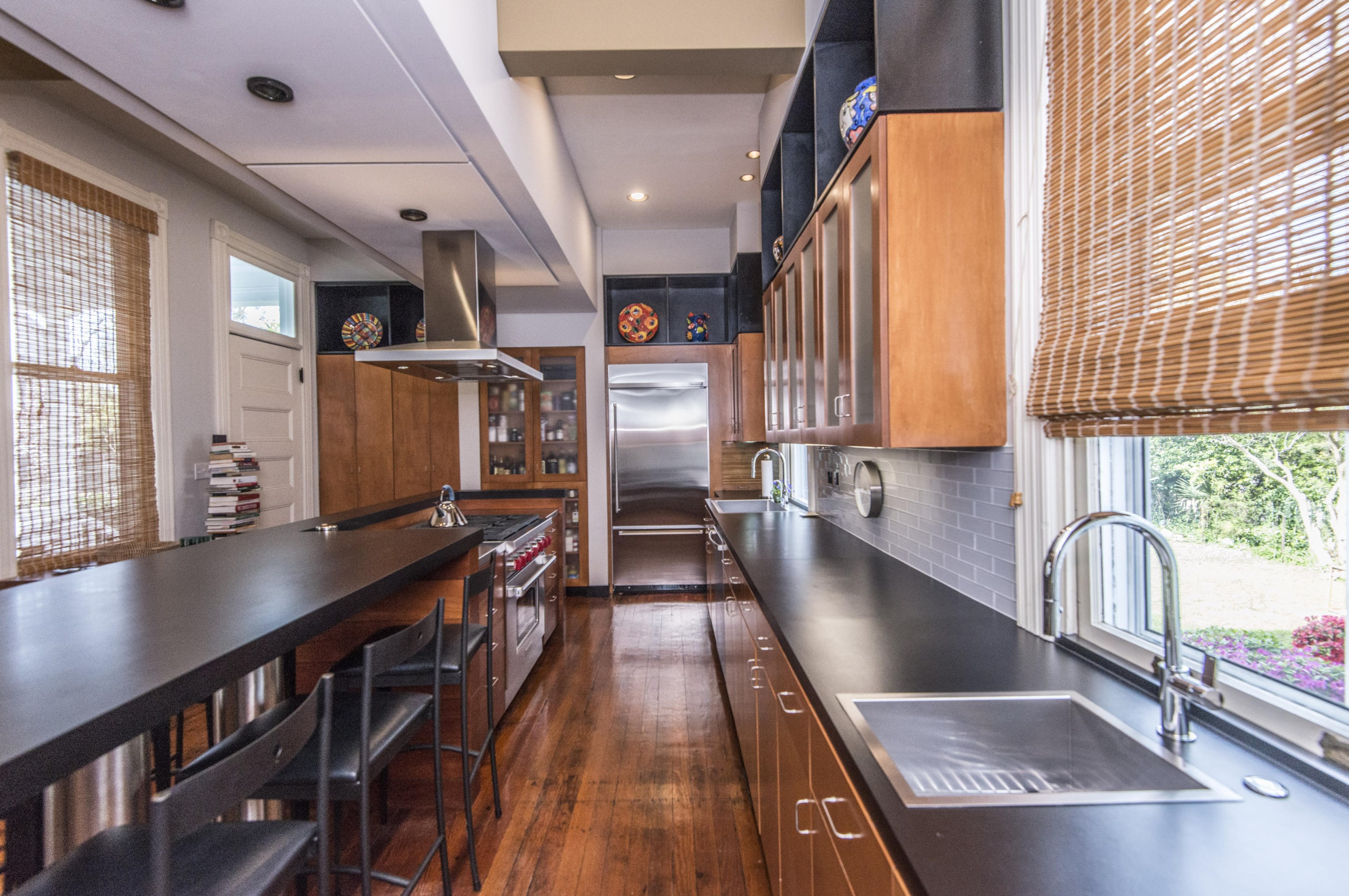 28 Charlotte St, Charleston SC 29403-6613 exterior