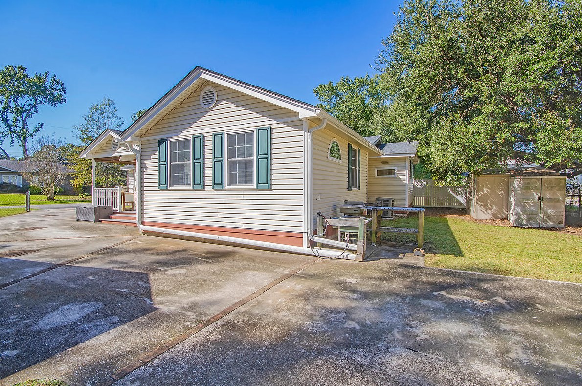2234 Parsonage Rd, Charleston SC 29414-6307 exterior