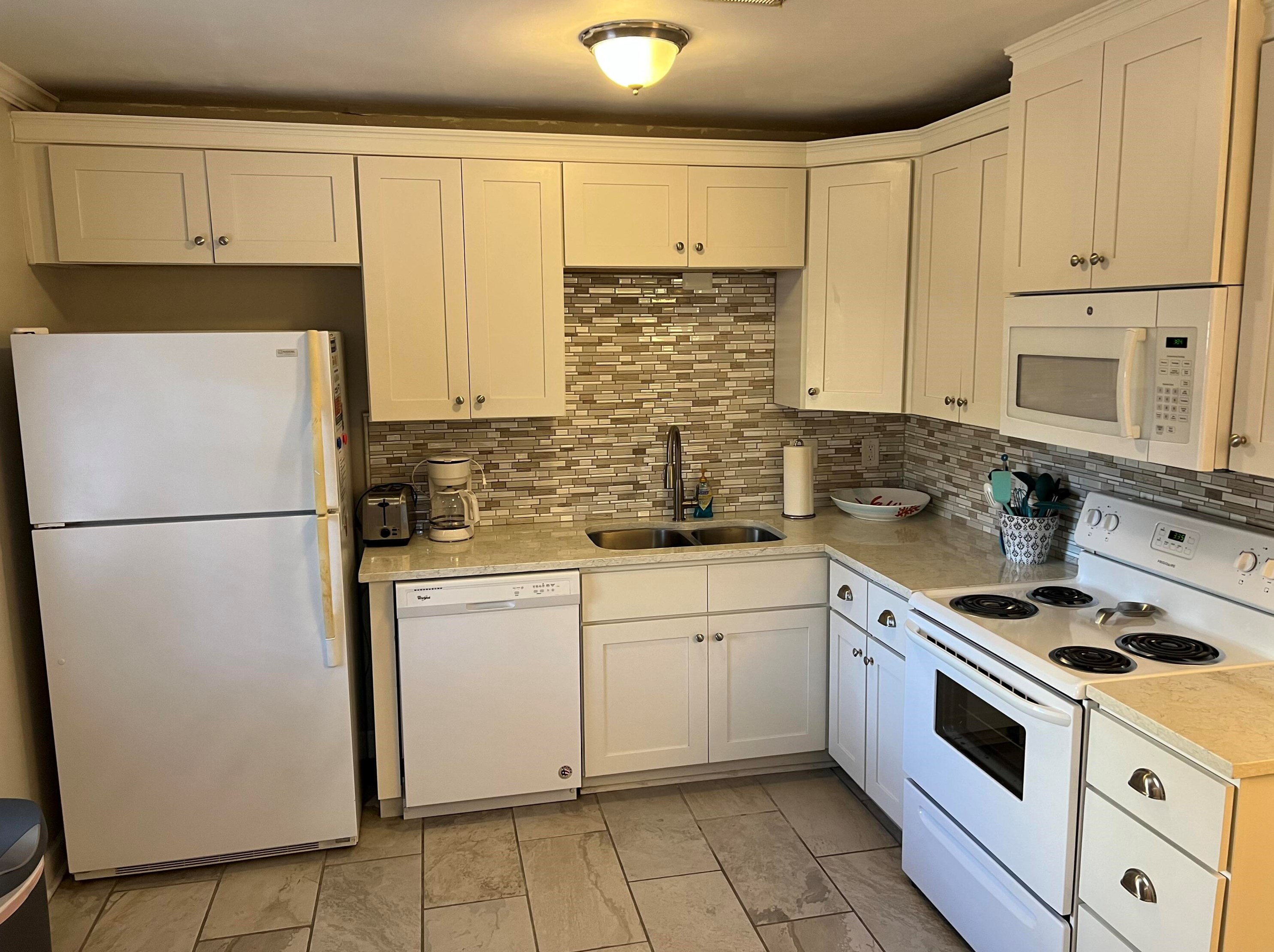 1152 Julian Clark Rd, Charleston SC exterior