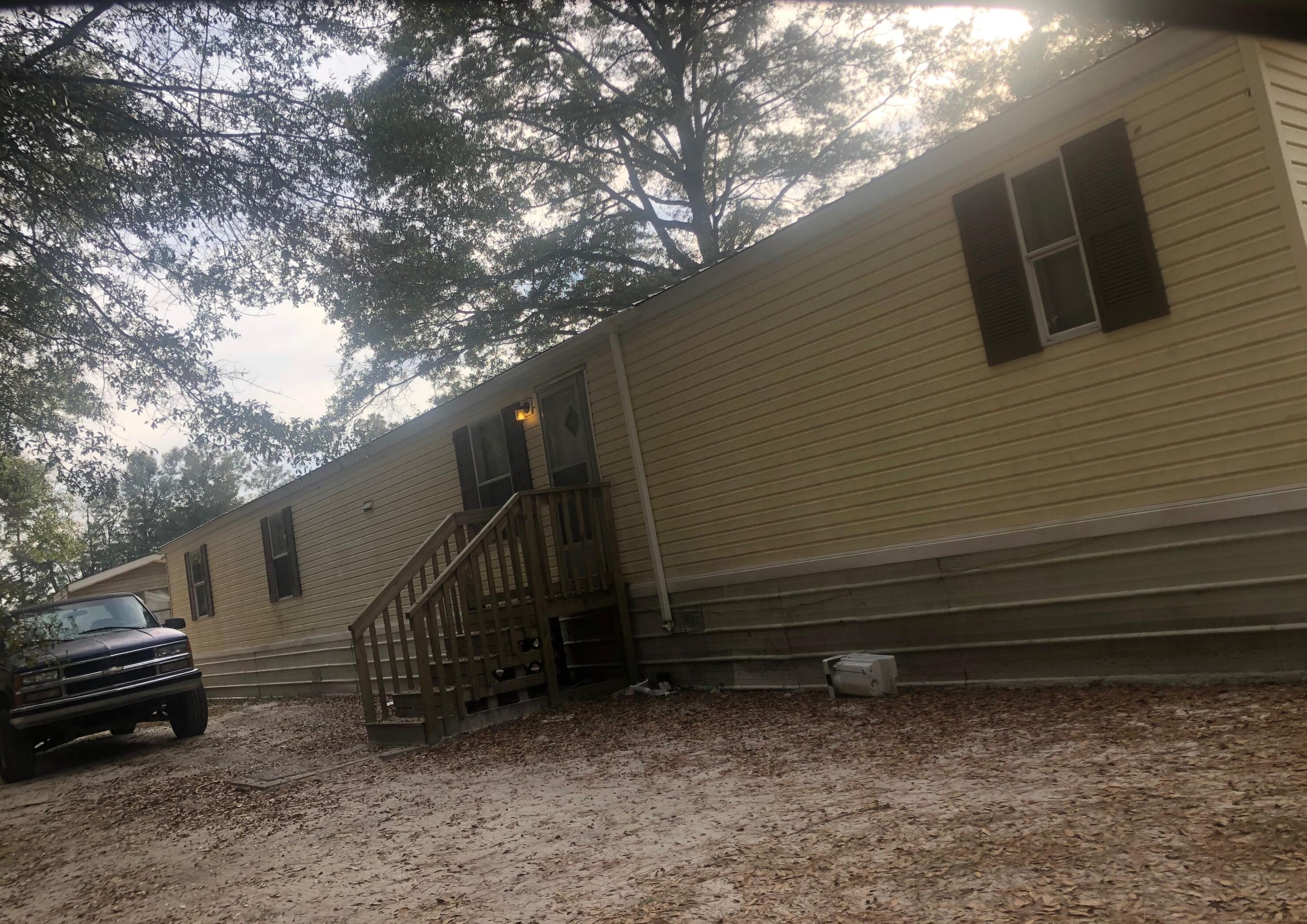 117 Taylor St, Walterboro SC  29488-9279 exterior