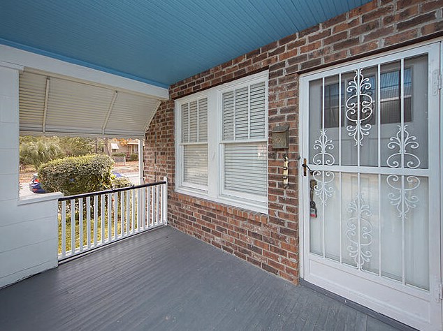 217 Poplar St, Charleston SC  29403-3322 exterior