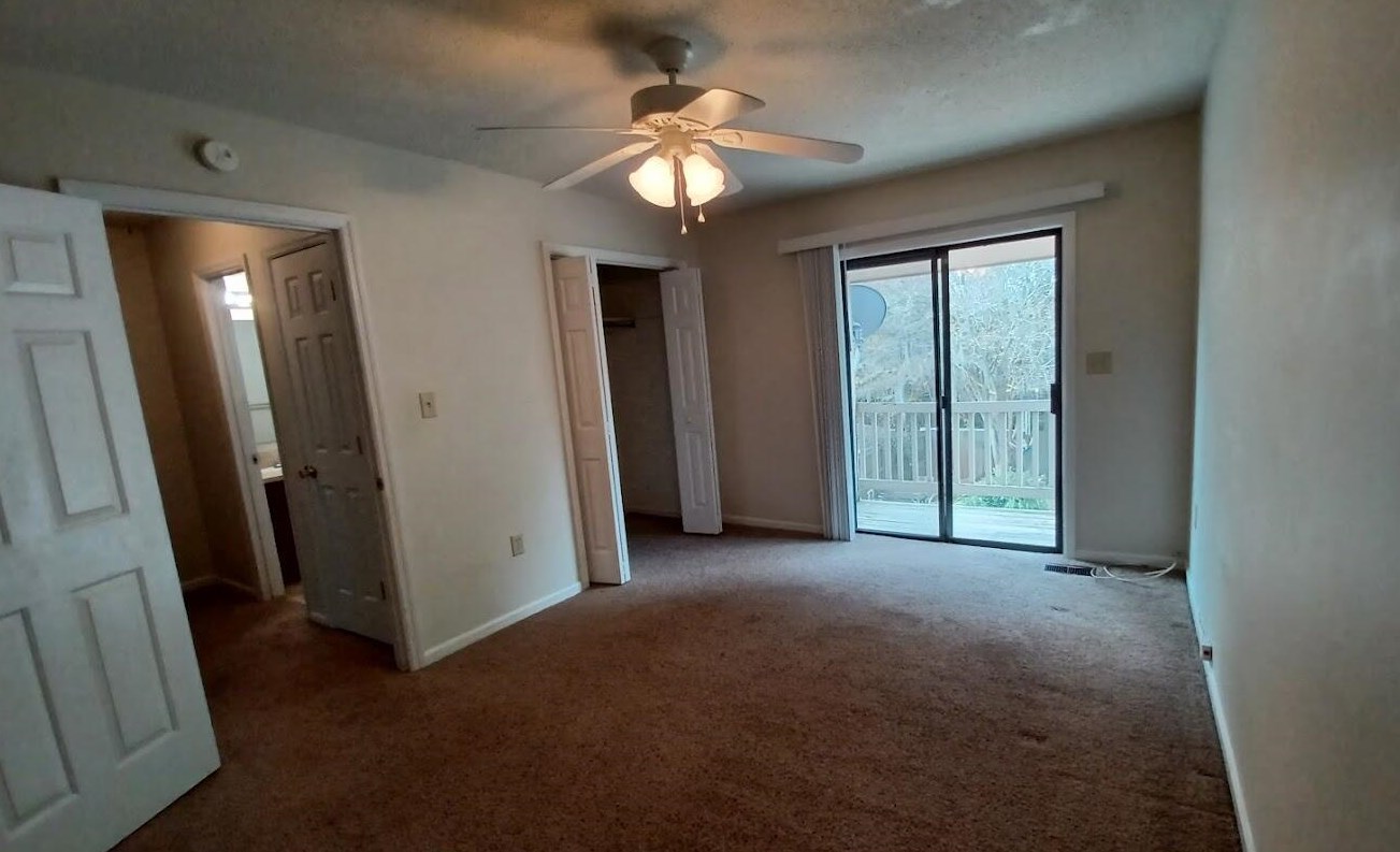 5048 Foxwood Dr, Charleston SC 29418-3282 exterior