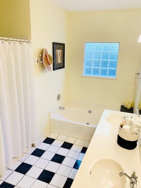 1483 Harborsun Dr, Charleston SC 29412-8289 exterior