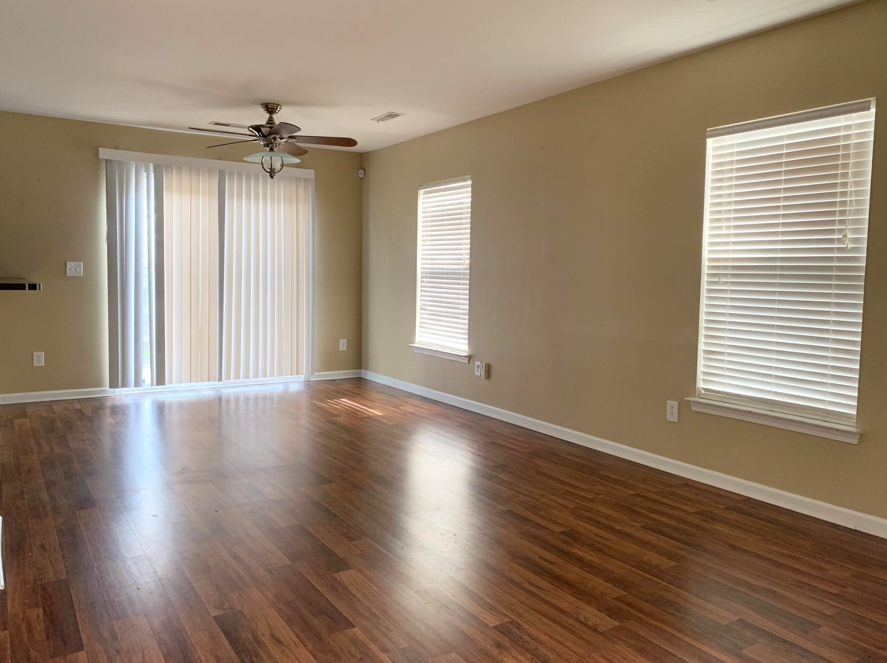 8830 Kellum Dr, Charleston SC  29420-8363 exterior