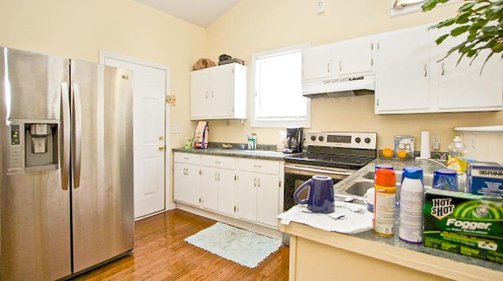 94 Hanover St, Charleston SC  29403-5076 exterior