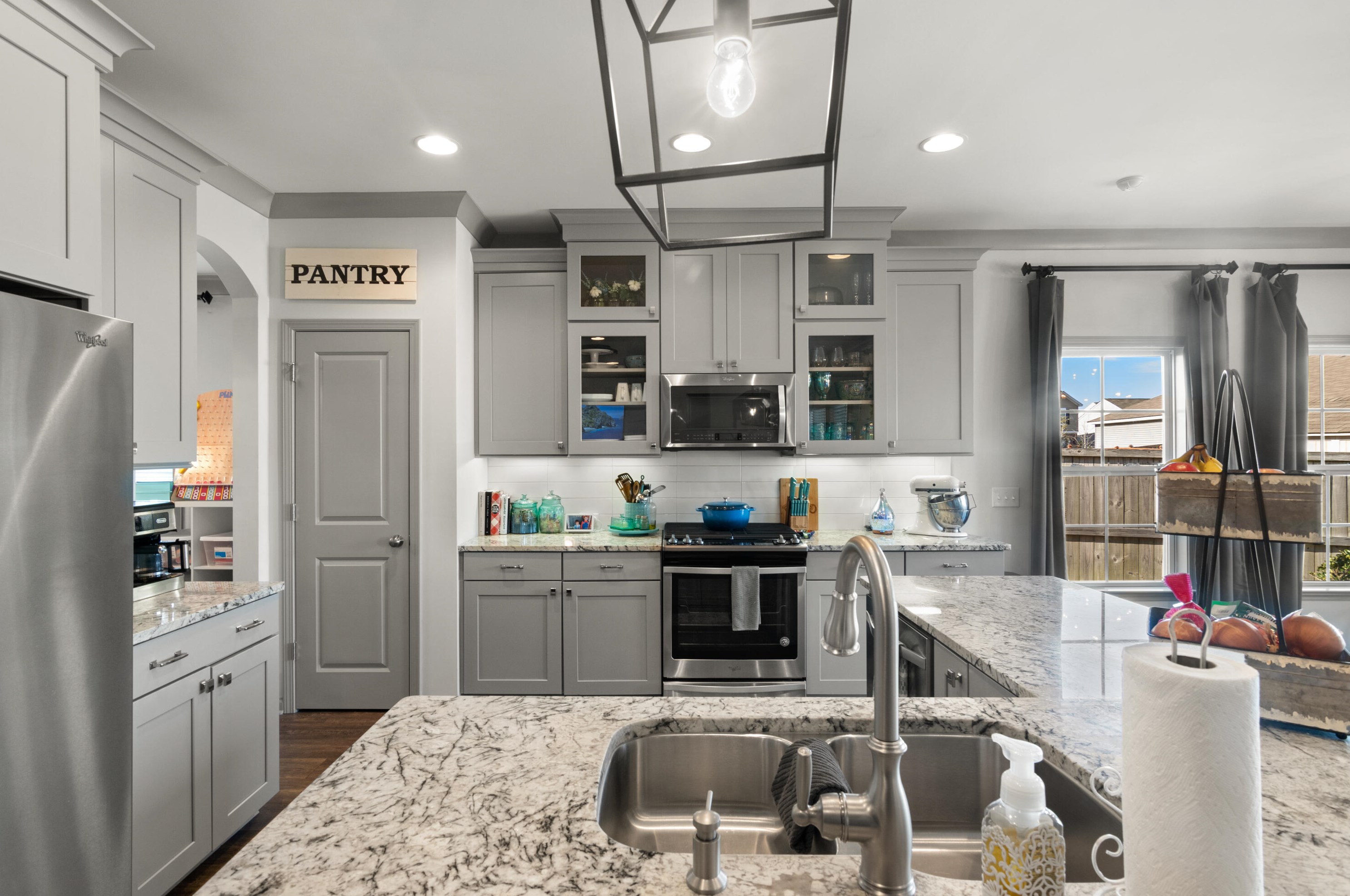 540 Nandina Dr, Charleston SC 29445-7365 exterior