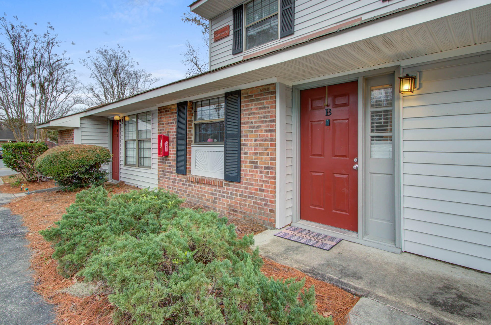 2362 Parsonage Rd, Charleston SC  29414-6310 exterior