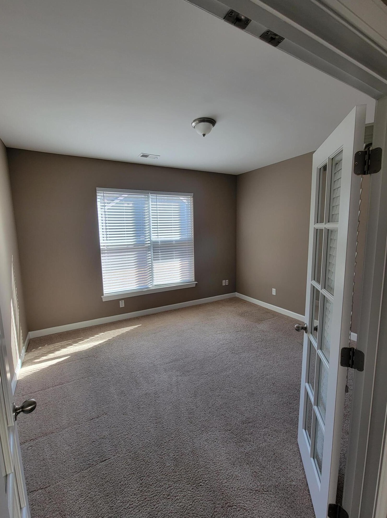 291 Killarney Trl, Moncks Corner SC  29461-8836 exterior