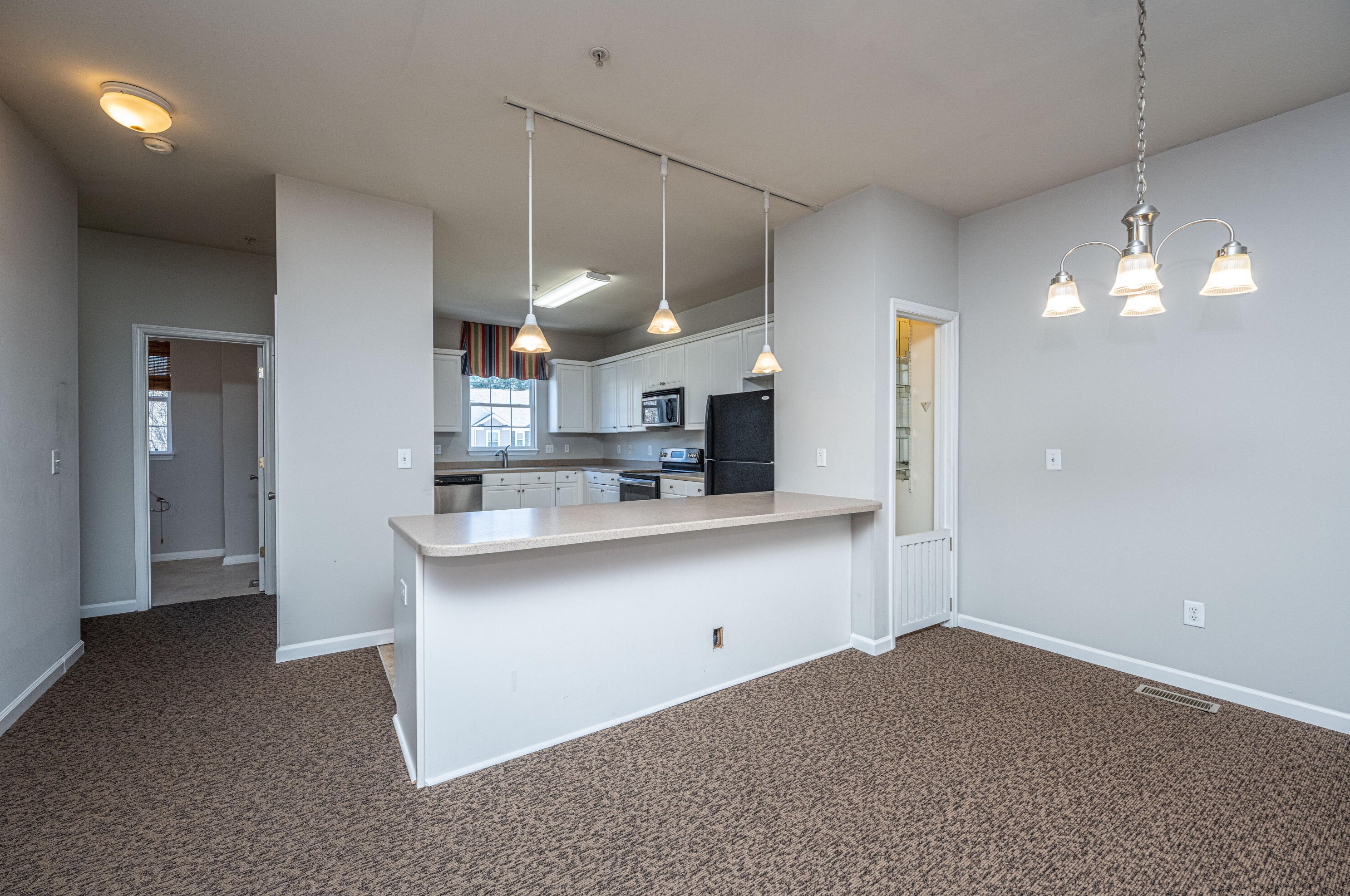 4664 Palm Vw Cir, Charleston SC 29418-5023 exterior