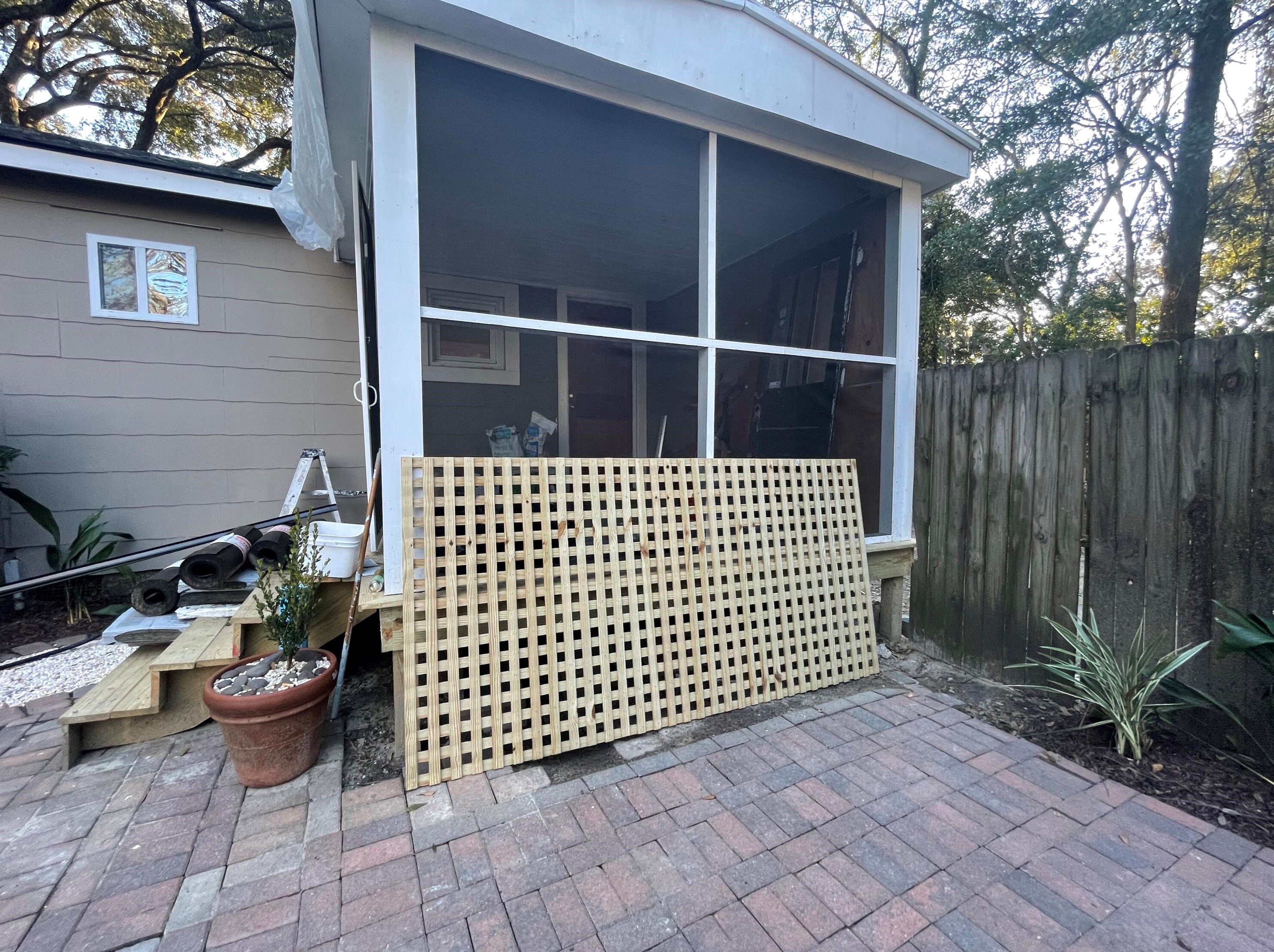 1912 1st Dr, Charleston SC  29407-5708 exterior