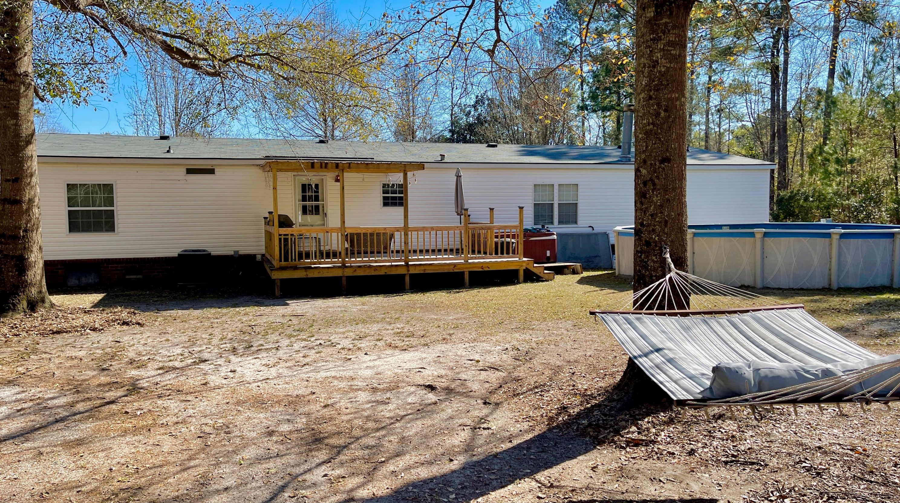 652 Lannie Ln, Moncks Corner SC  29461-4144 exterior