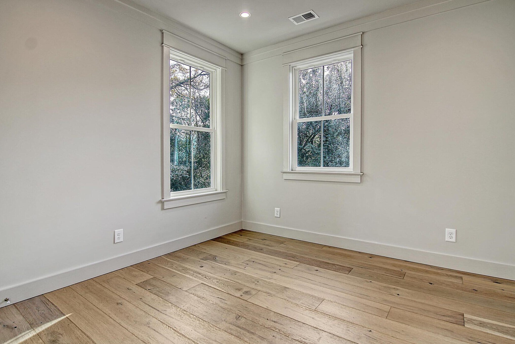 2211 Heriot St, Charleston SC  29403-3023 exterior