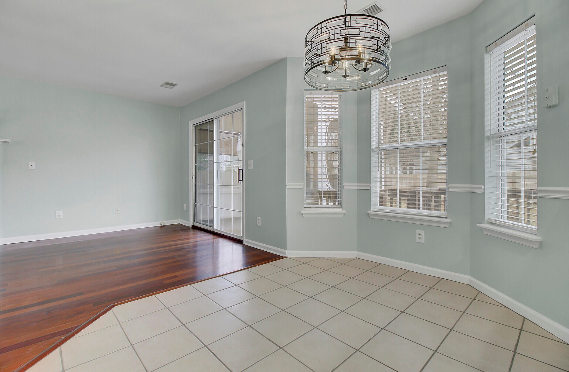 361 Arlington Dr, Charleston SC 29414-5046 exterior