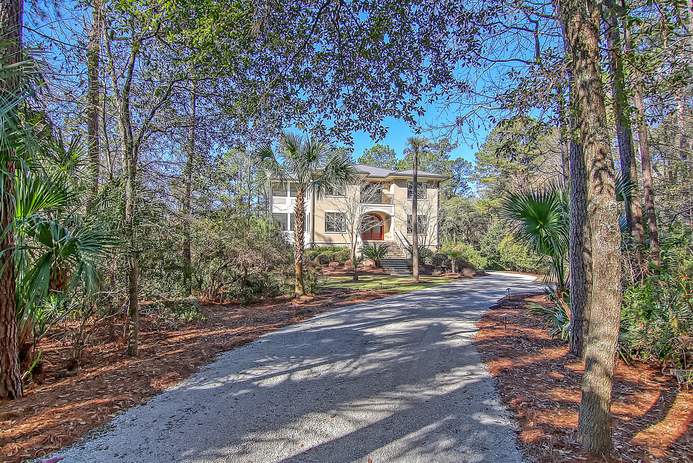 417 Buffware Ct, Charleston SC  29492-8212 exterior