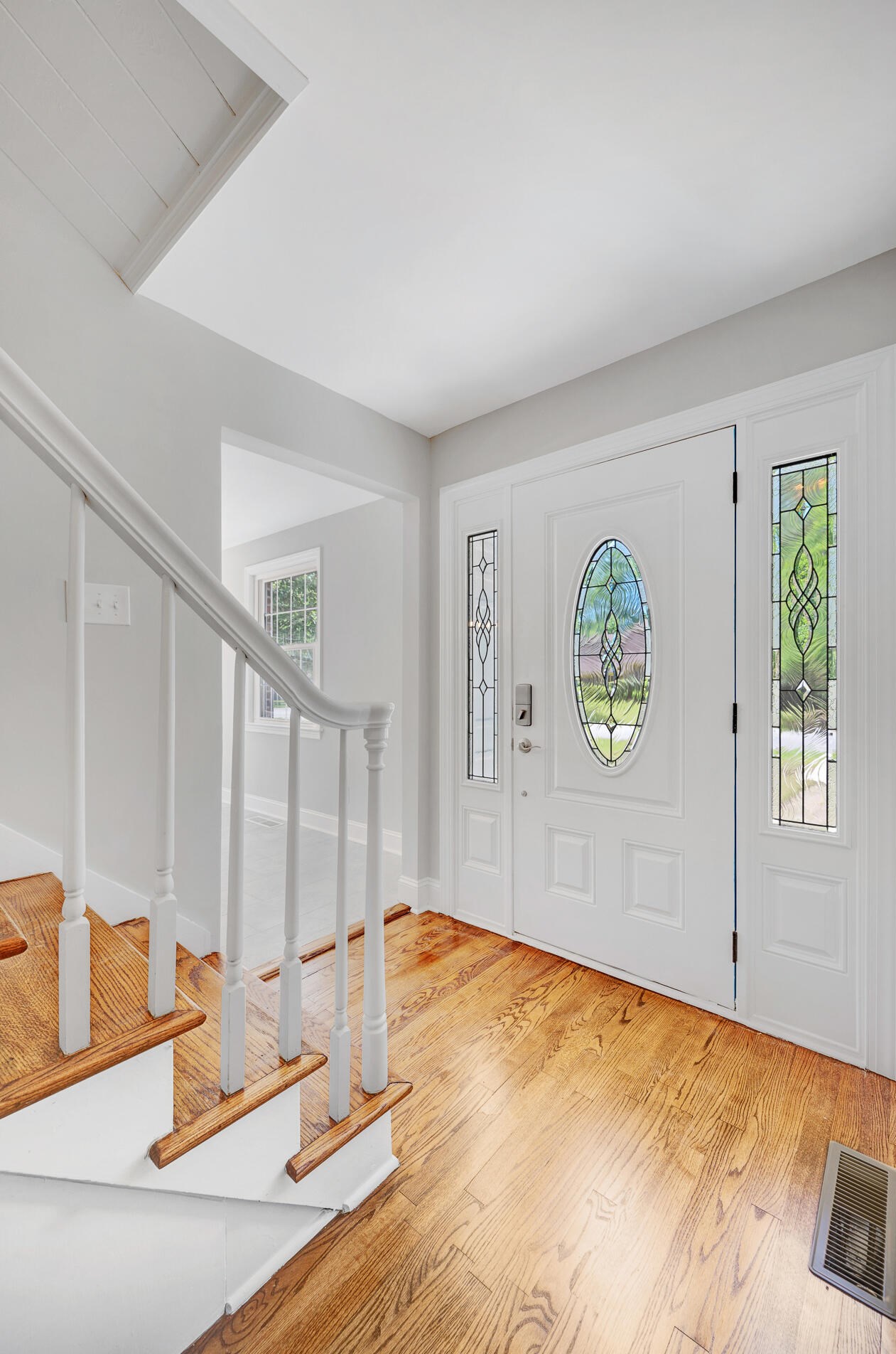 2388 Erskine Ave, Charleston SC  29414-7004 exterior