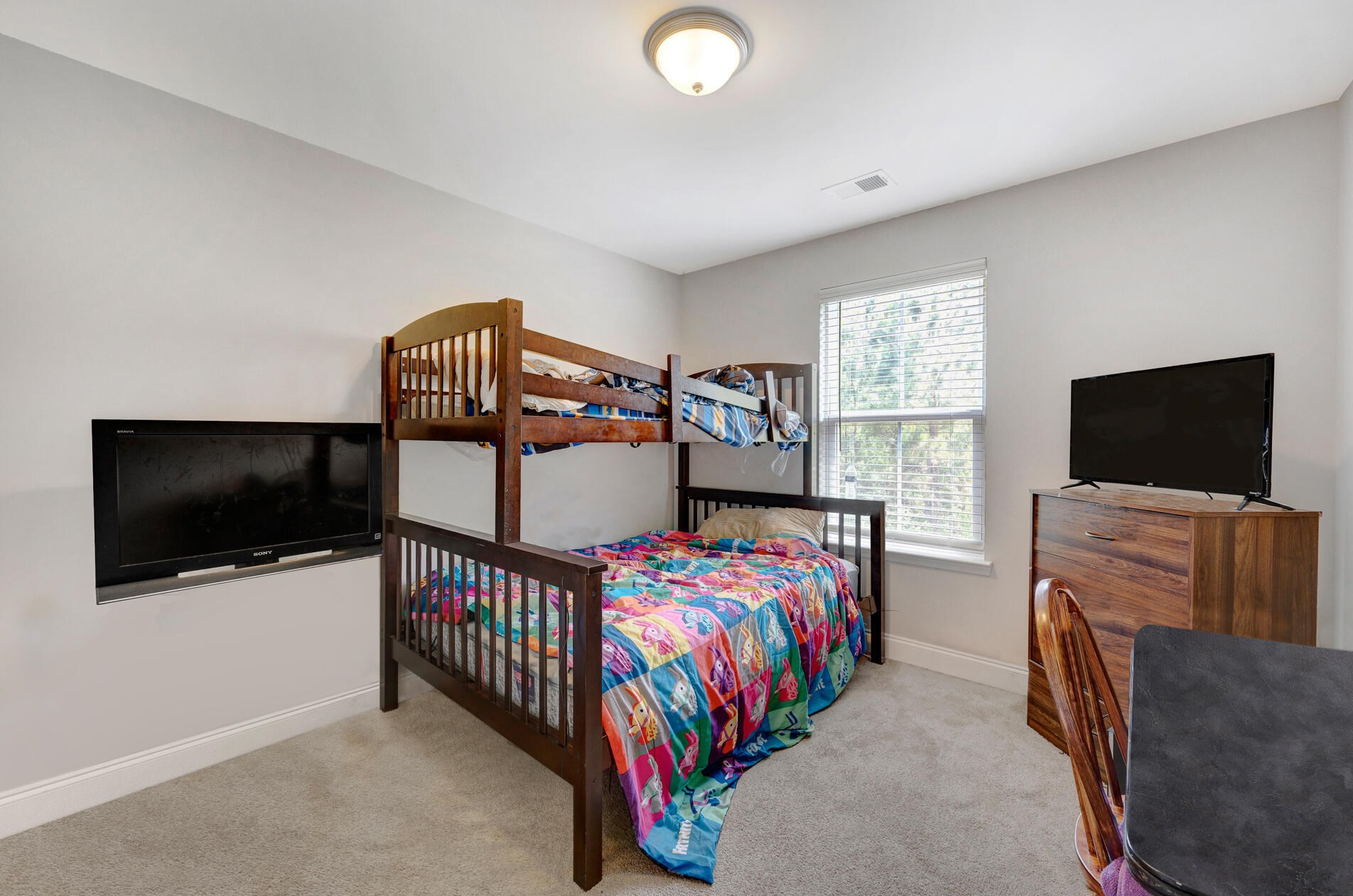 7807 Montview Rd, Charleston SC  29418-2258 exterior