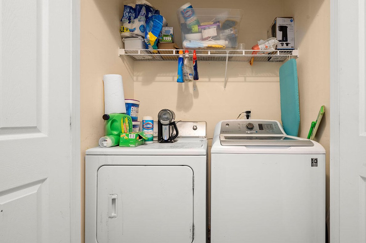 1276 Apex Ln, Charleston SC 29412-8639 exterior