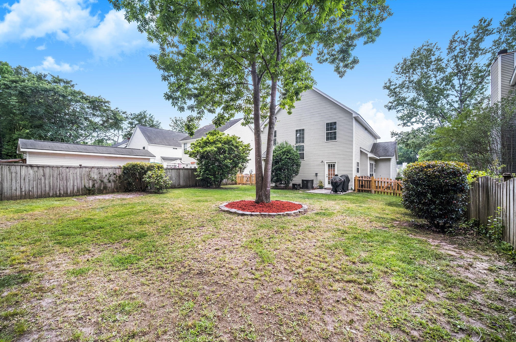 128 Hartwick Ln, Charleston SC 29445-7030 exterior