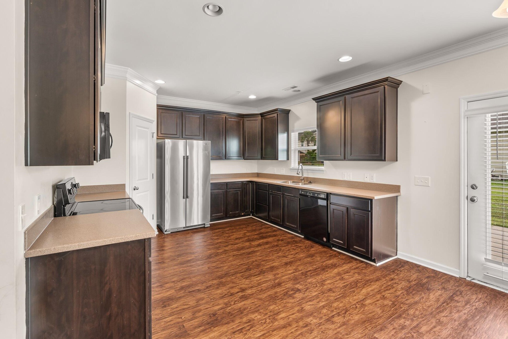 245 Donatella Dr, Charleston SC  29445-3667 exterior