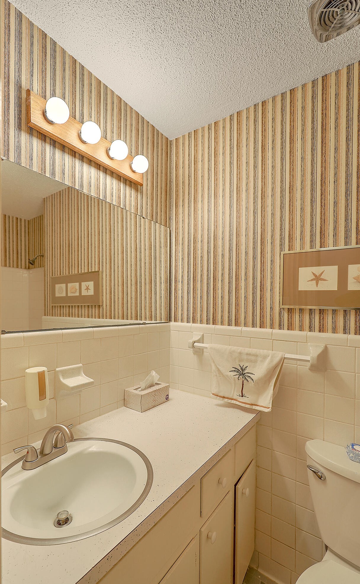 1632 Oak Island Dr, Charleston SC 29412-9519 exterior