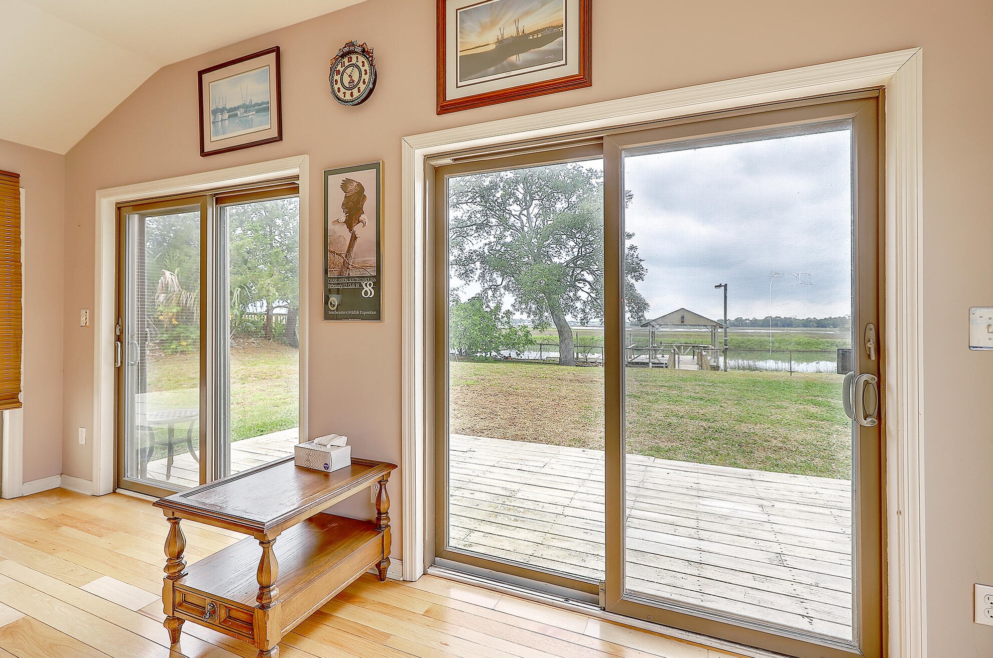 1632 Oak Island Dr, Charleston SC 29412-9519 exterior