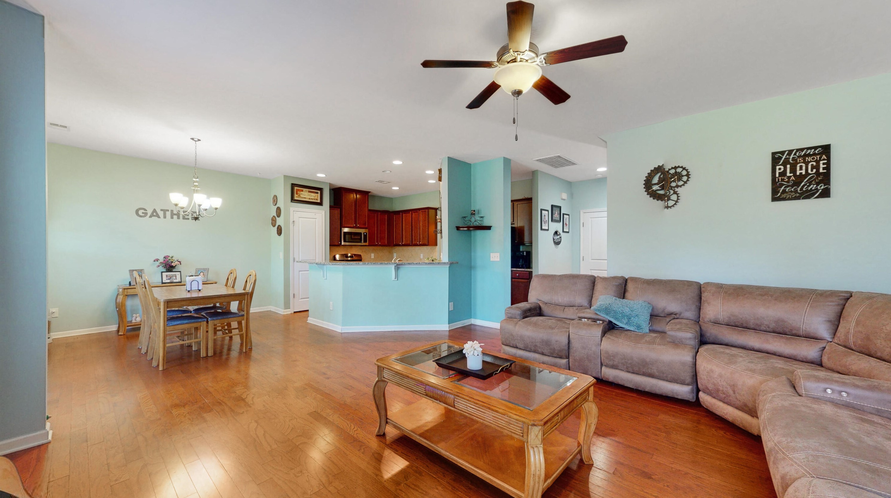 441 Whispering Breeze Ln, Summerville SC  29486 exterior