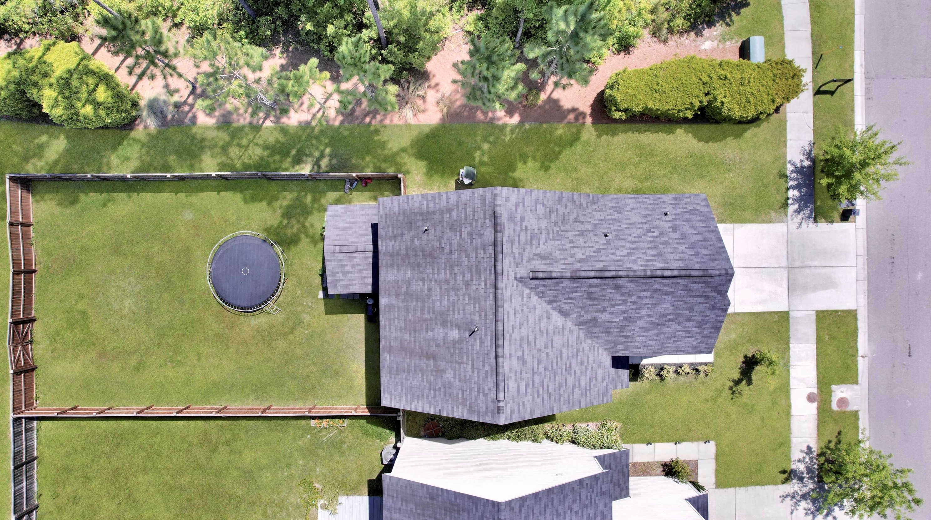 441 Whispering Breeze Ln, Summerville SC  29486 exterior