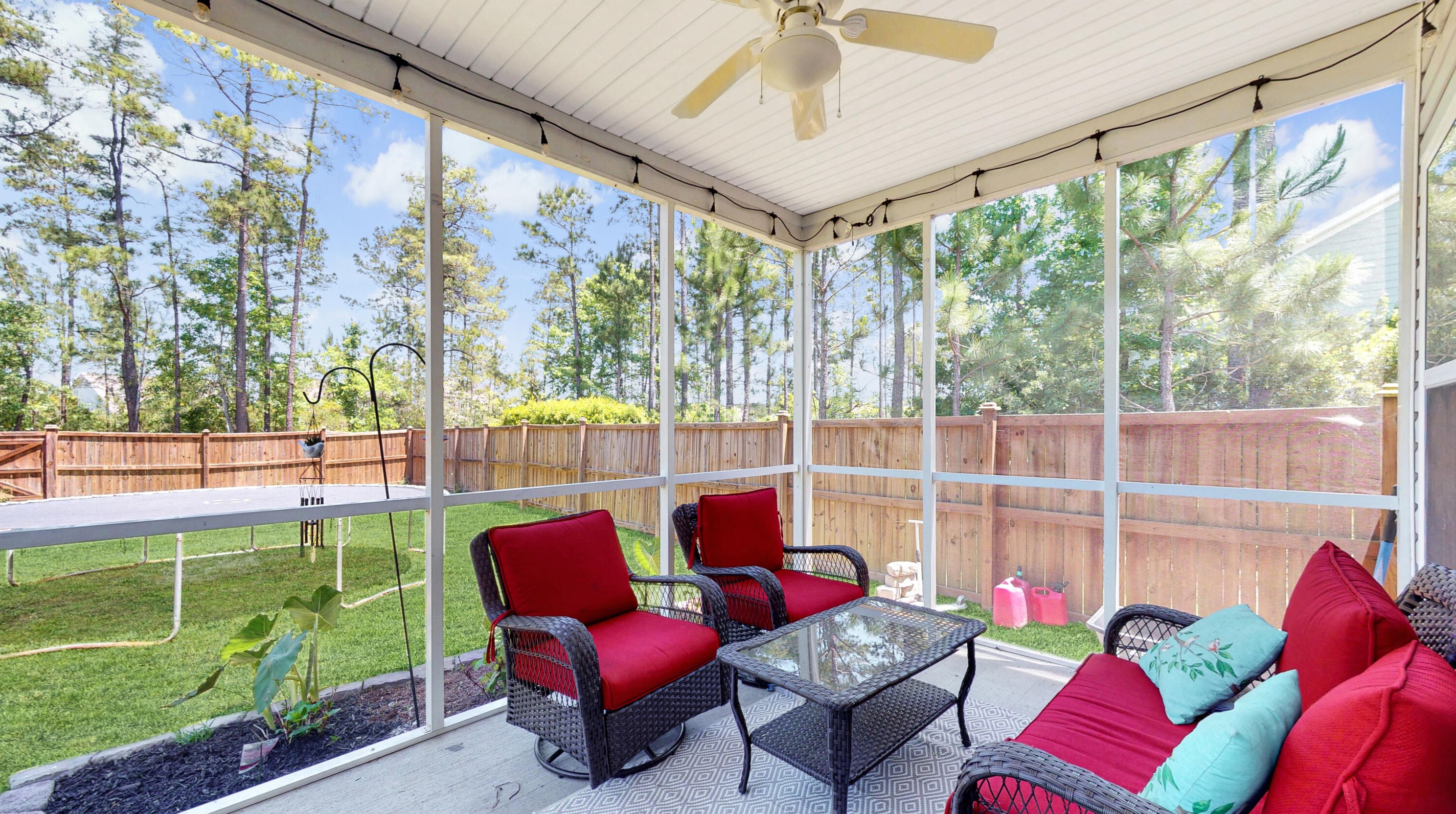 441 Whispering Breeze Ln, Summerville SC  29486 exterior