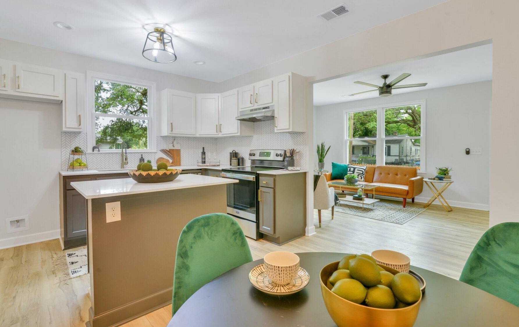 2650 Madden Dr, Charleston SC  29405-5531 exterior