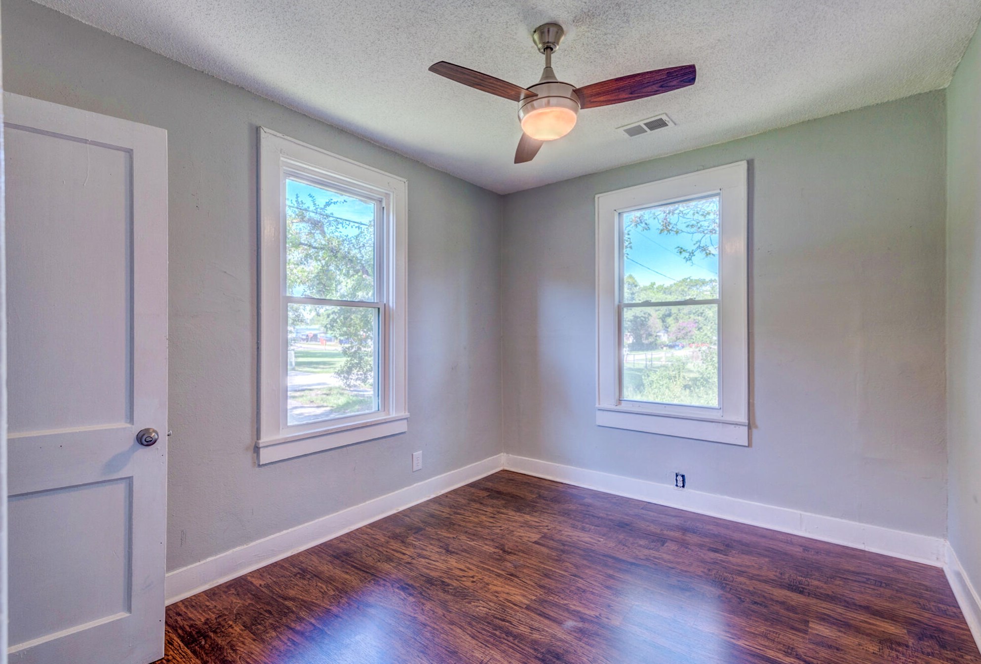 3996 Niagara St, Charleston SC  29405-8626 exterior