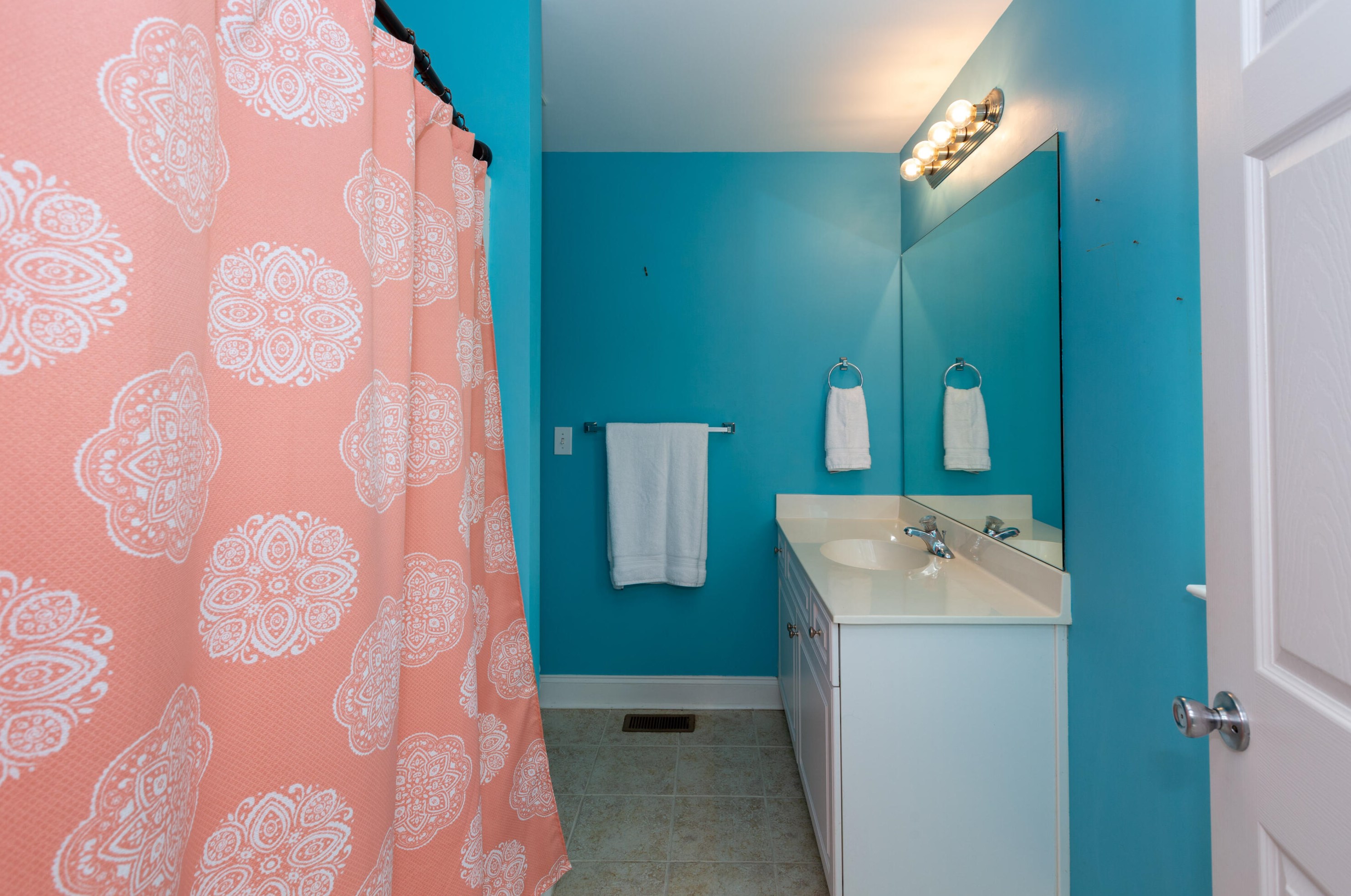 4027 Hartland St, Charleston SC 29414-6095 exterior