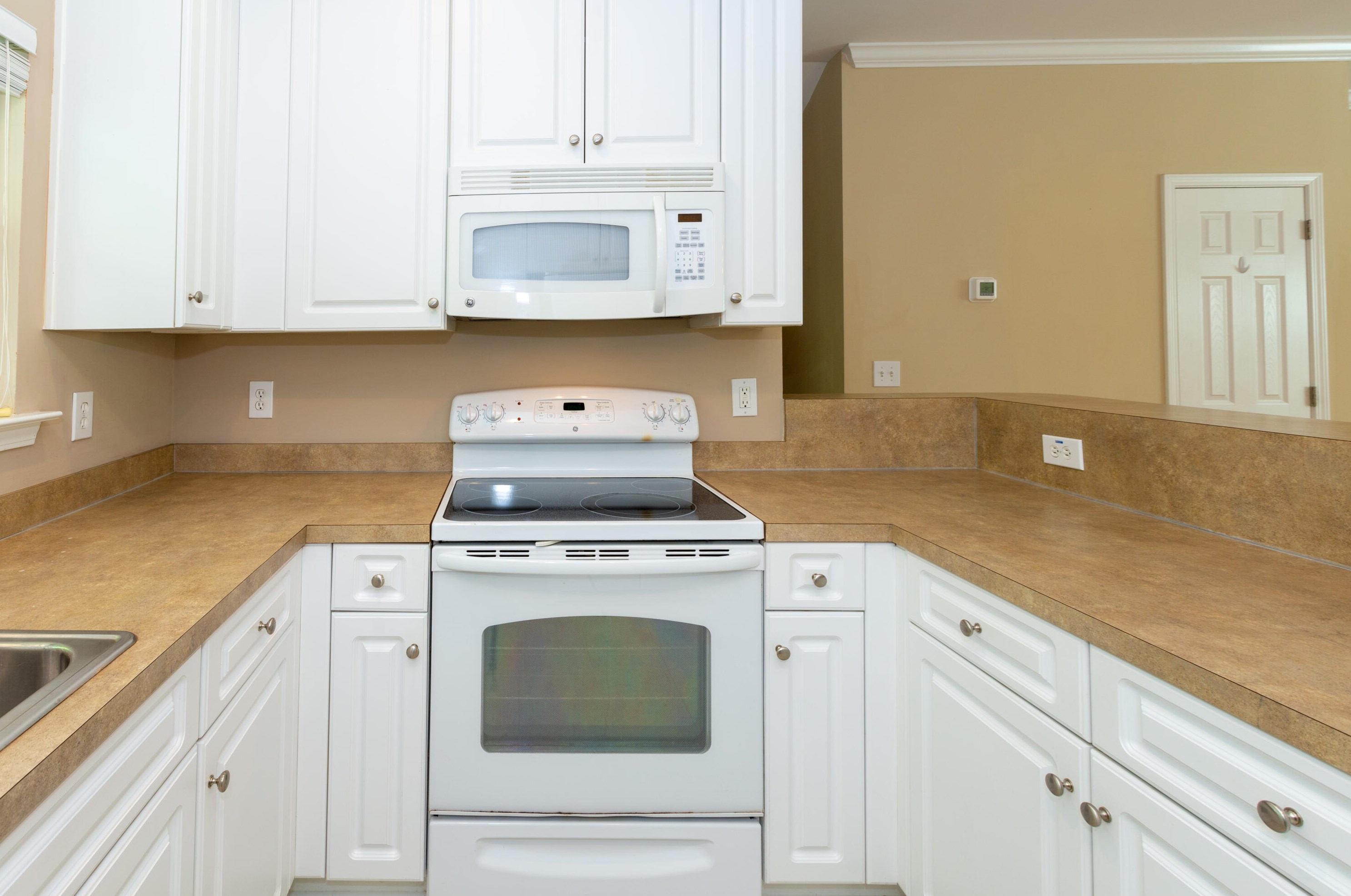 4027 Hartland St, Charleston SC 29414-6095 exterior