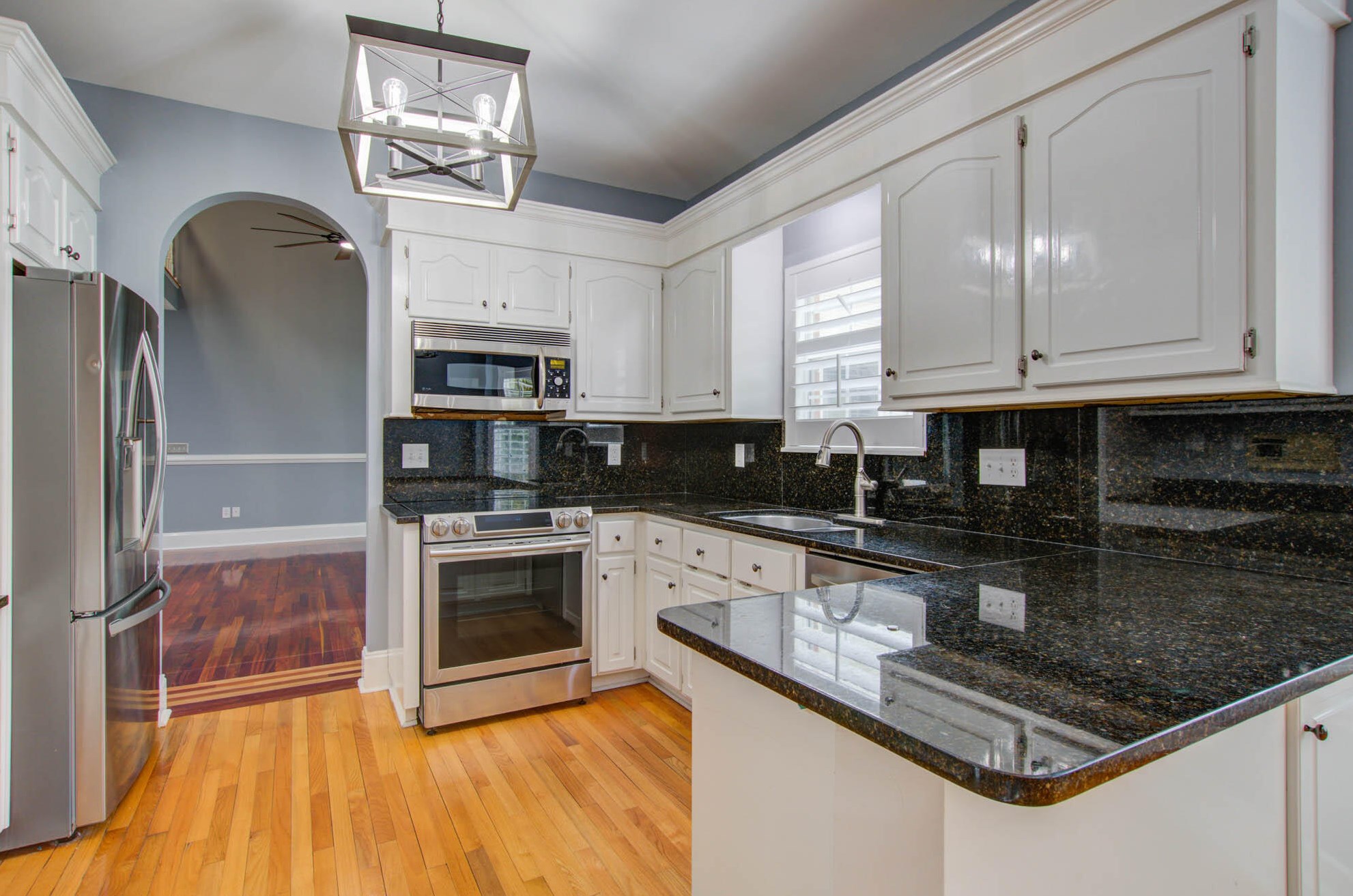1106 Maplecrest Dr, Moncks Corner SC  29461-2951 exterior