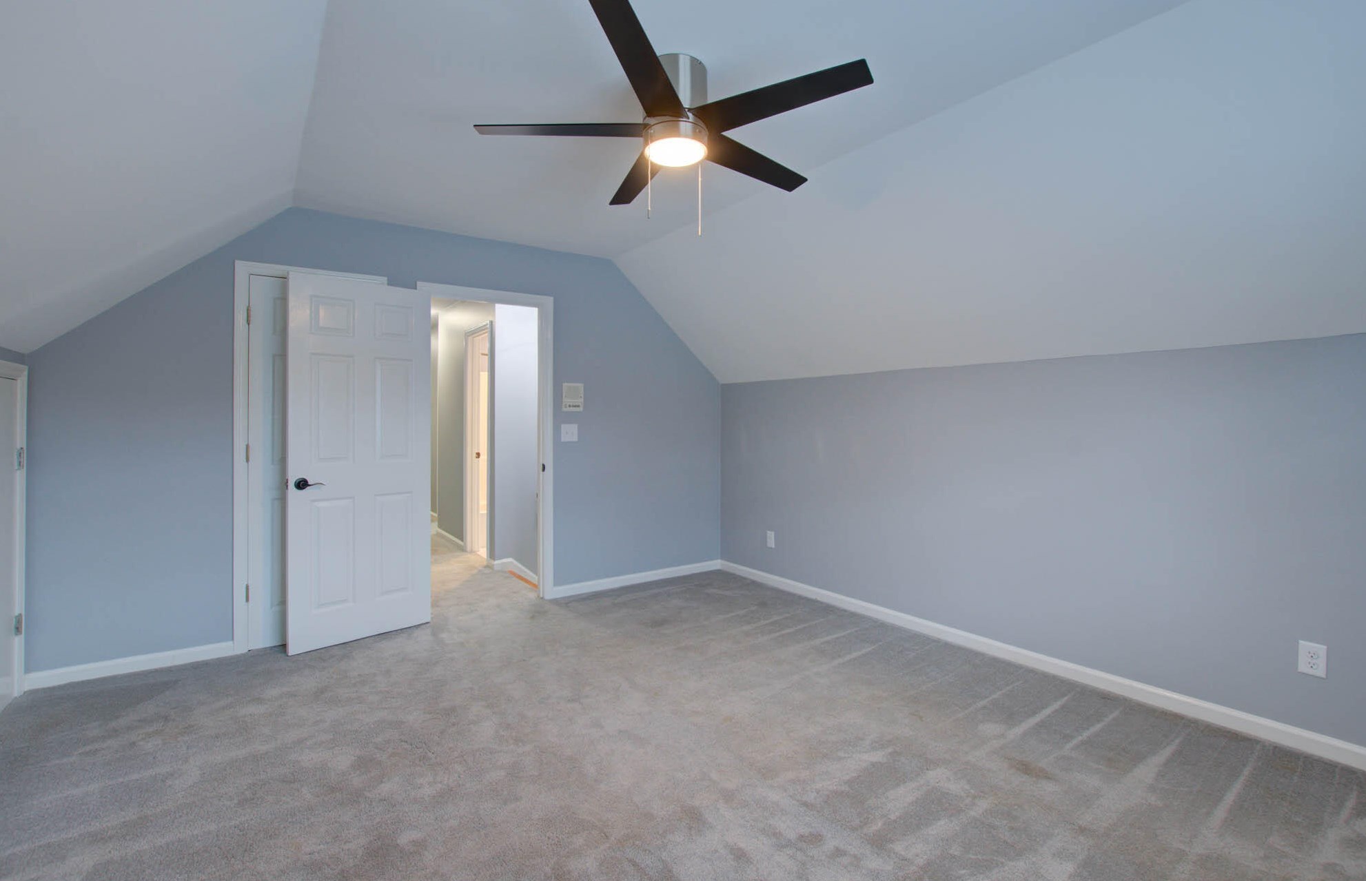 1106 Maplecrest Dr, Moncks Corner SC  29461-2951 exterior