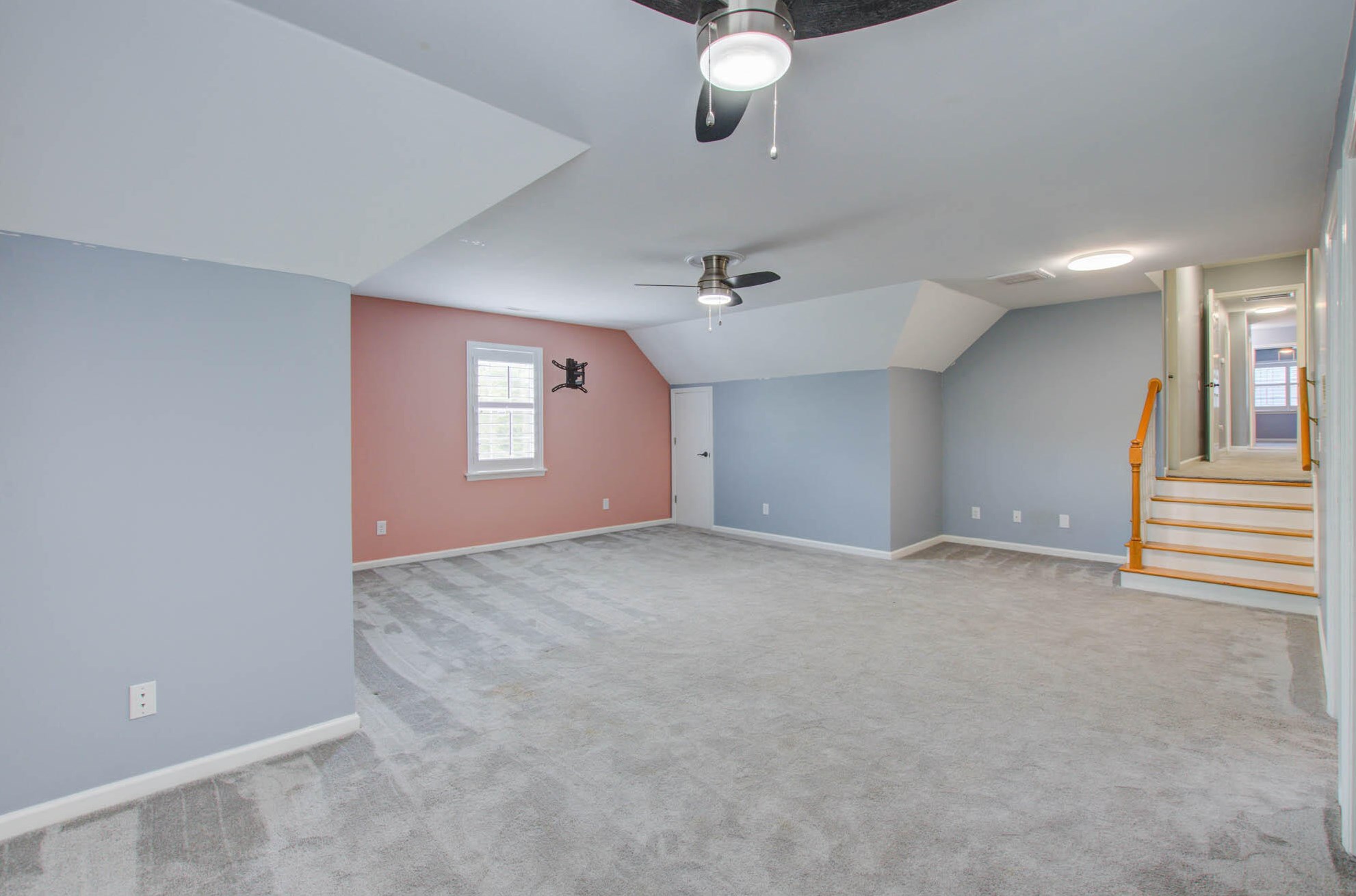 1106 Maplecrest Dr, Moncks Corner SC  29461-2951 exterior