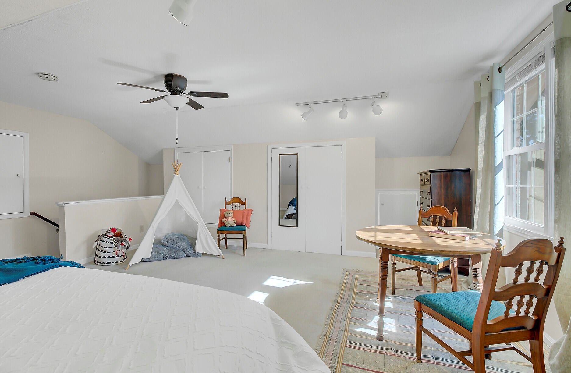 8 Sabina Ct, Charleston SC 29410-8663 exterior