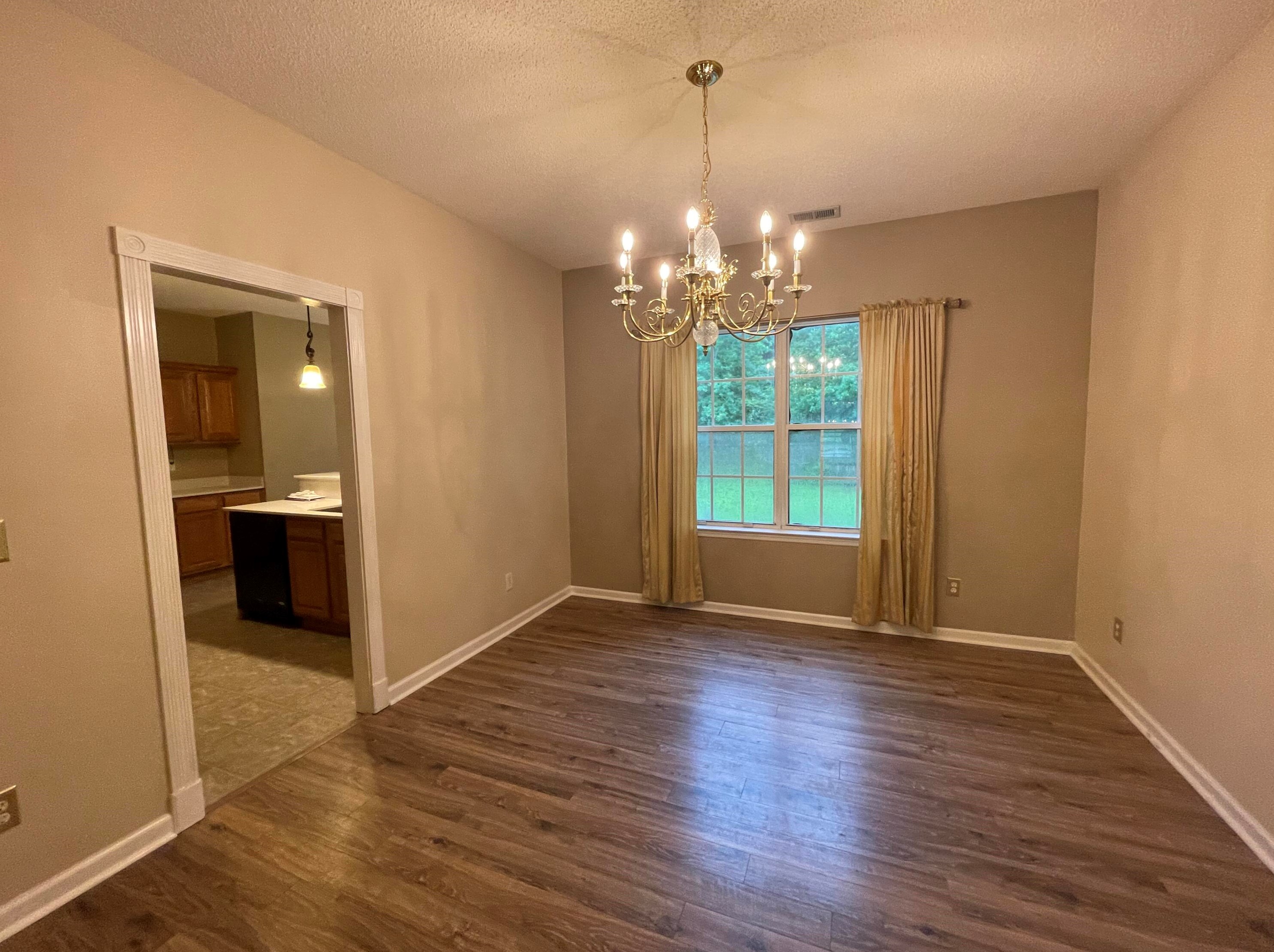 102 Adthan Cir, Charleston SC  29445-7071 exterior