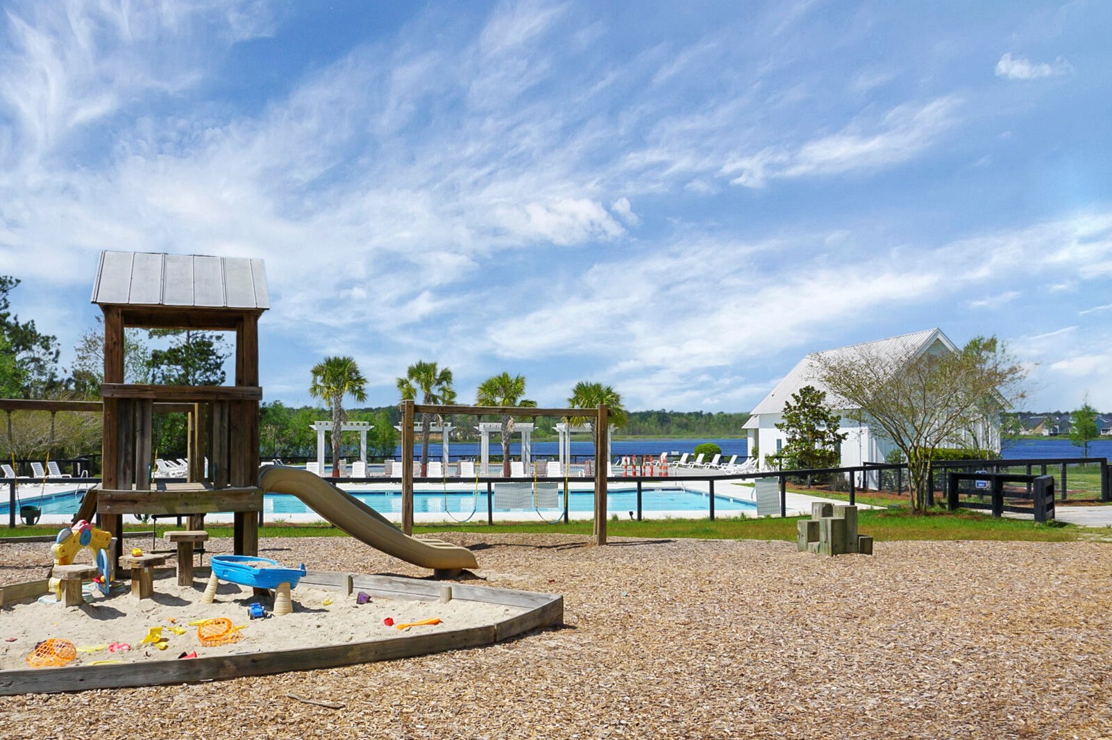 291 Red Leaf Blvd, Moncks Corner SC  29461-8881 exterior