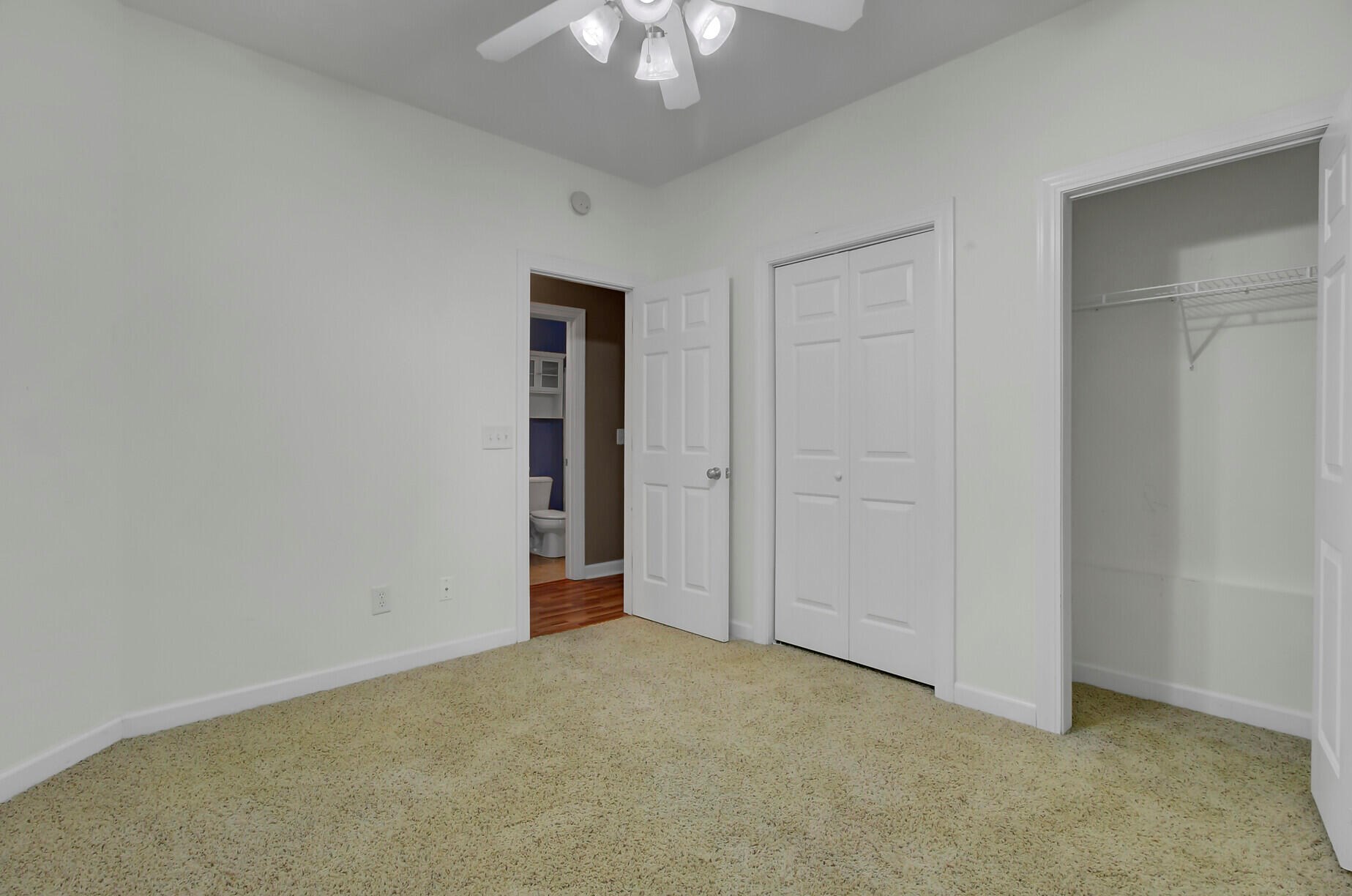 502 Elgin Ct, Charleston SC 29414-9097 exterior