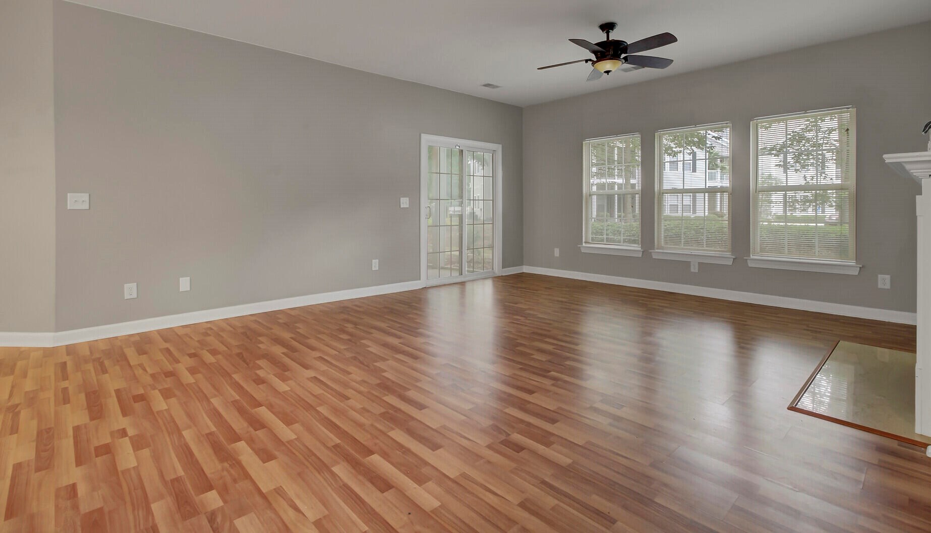 502 Elgin Ct, Charleston SC 29414-9097 exterior