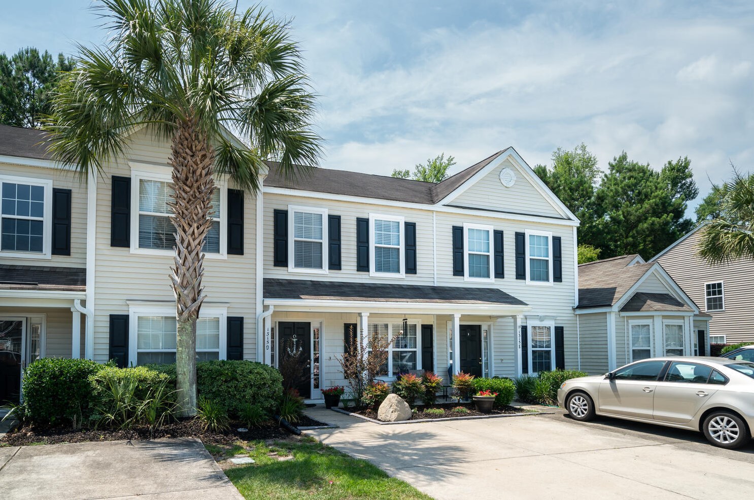 1315 Island Club Dr, Charleston SC  29492-8300 exterior